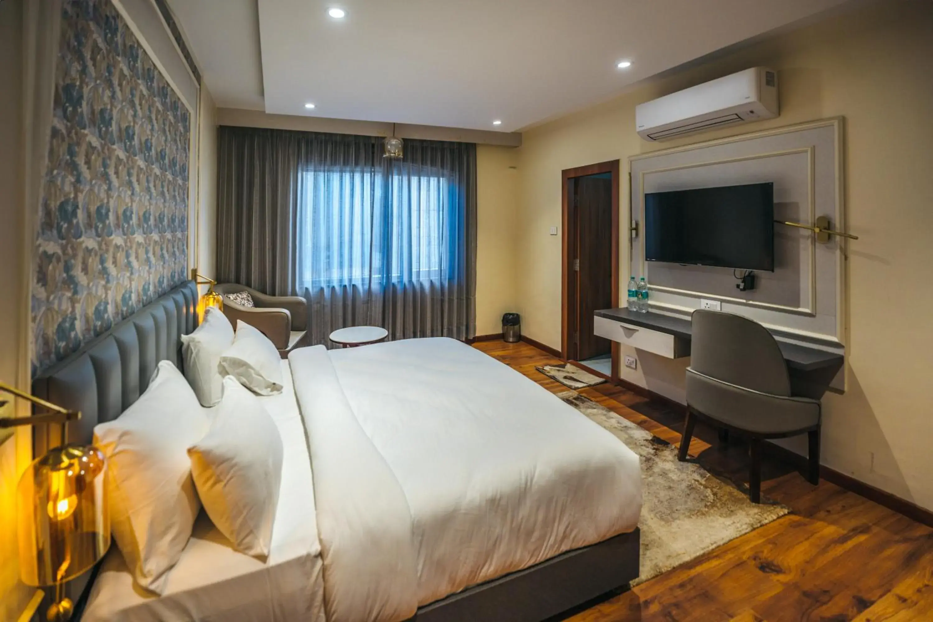 King Room in New Hotel Snow Crest King Room in New Hotel Snow Crest