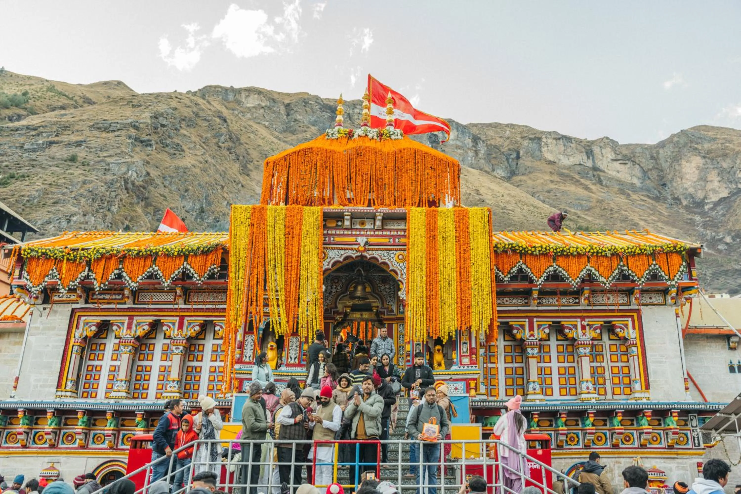 Nearby landmark in New Hotel Snow Crest