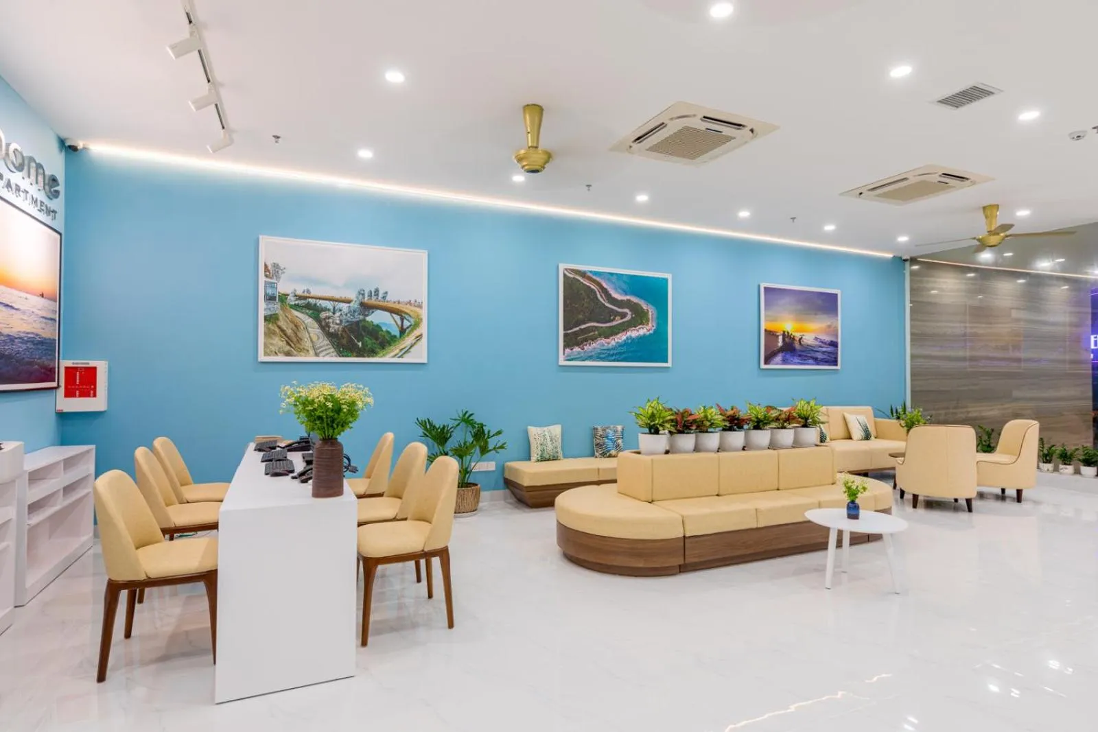 Lobby or reception in The Home Hotel & Apartment