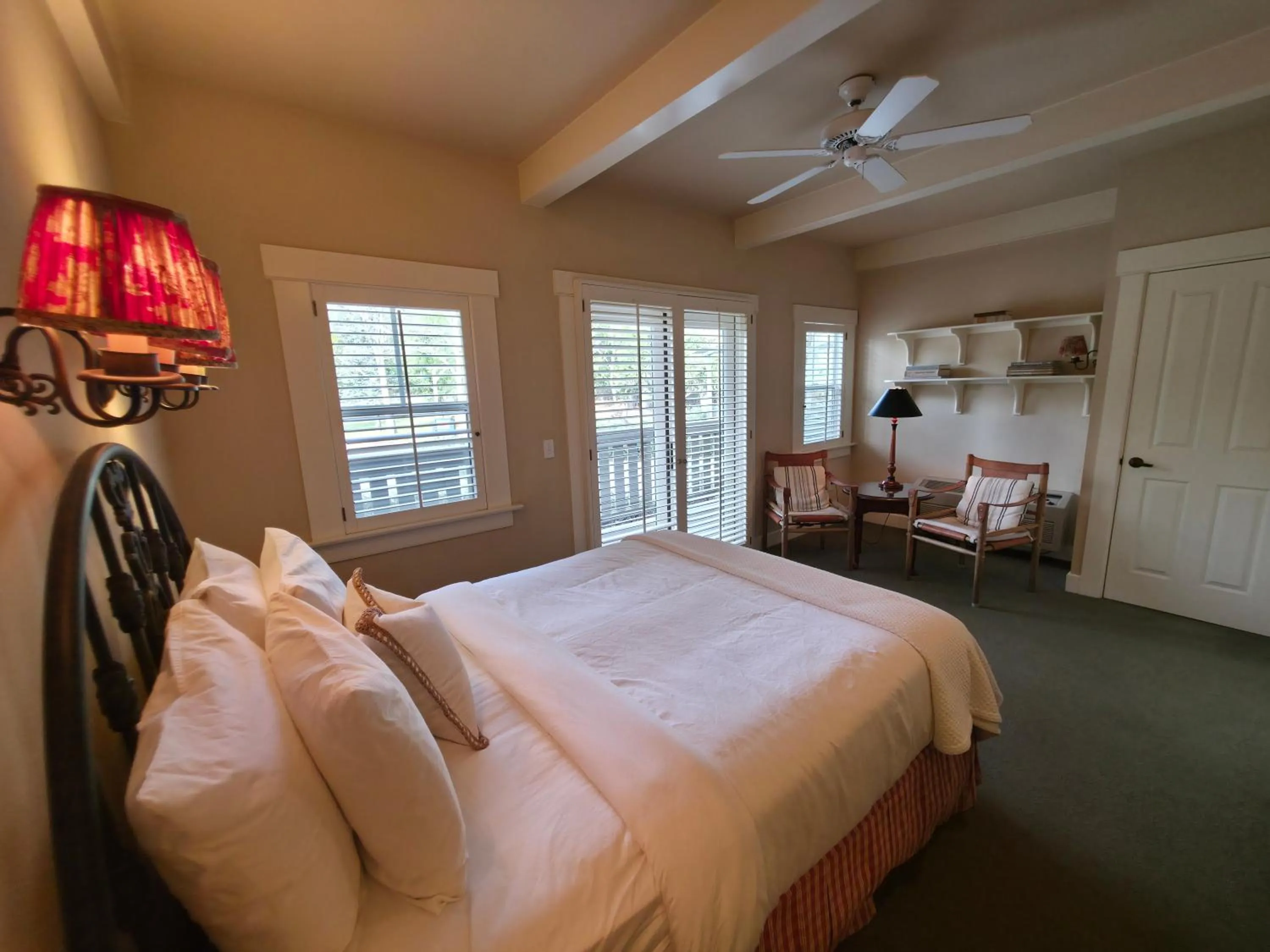 Bedroom, Bed in Orchard Hill