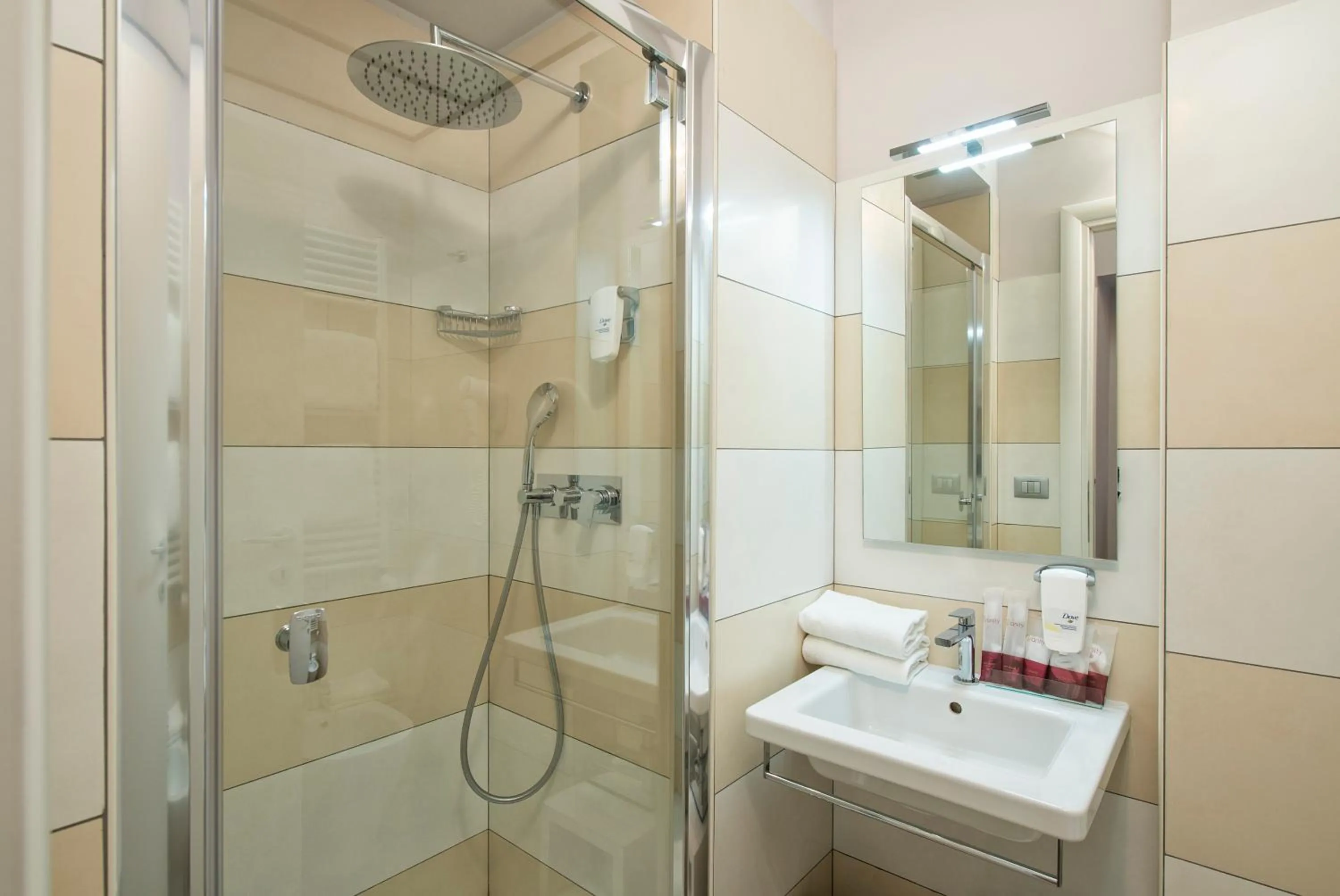 Bathroom in Arenula Suites