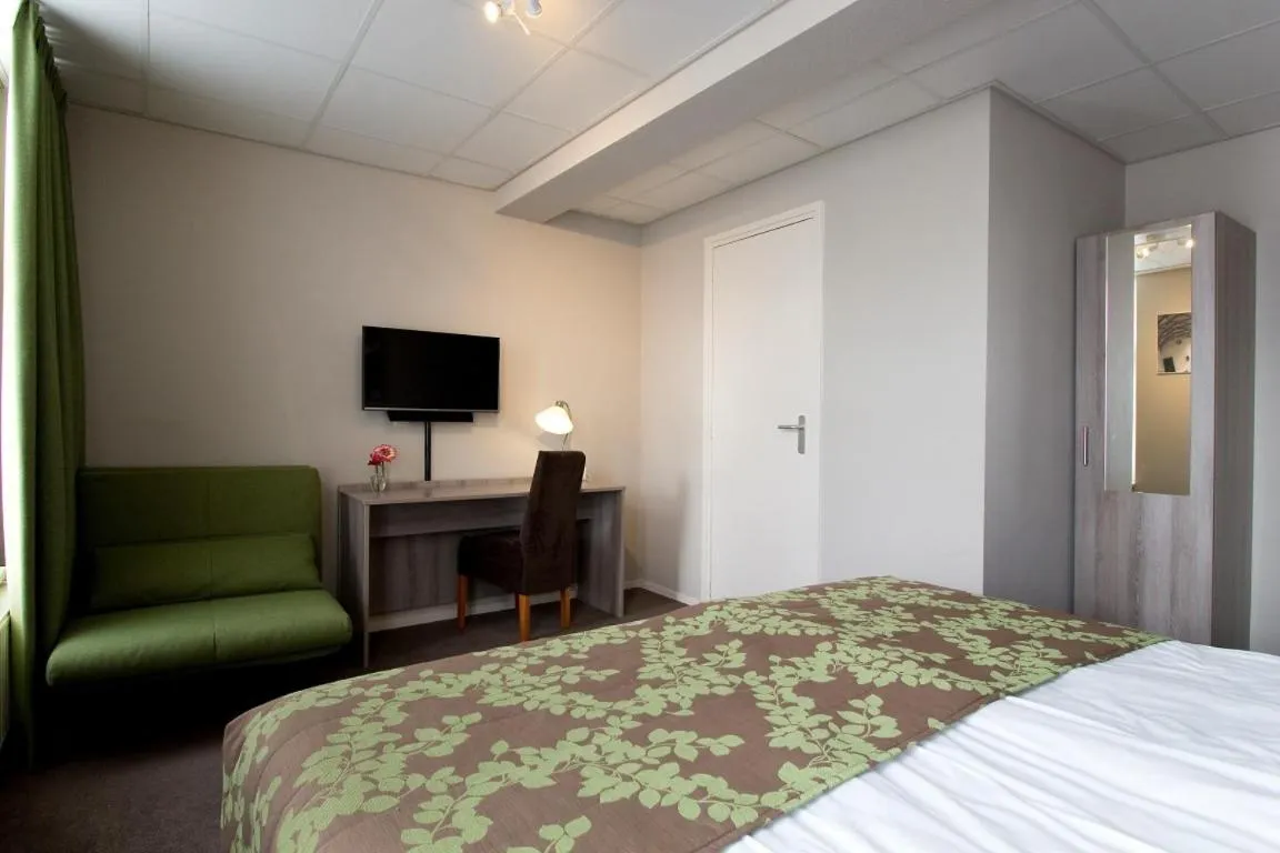 Bedroom, Bed in Hotel Old Dutch Bergen op Zoom