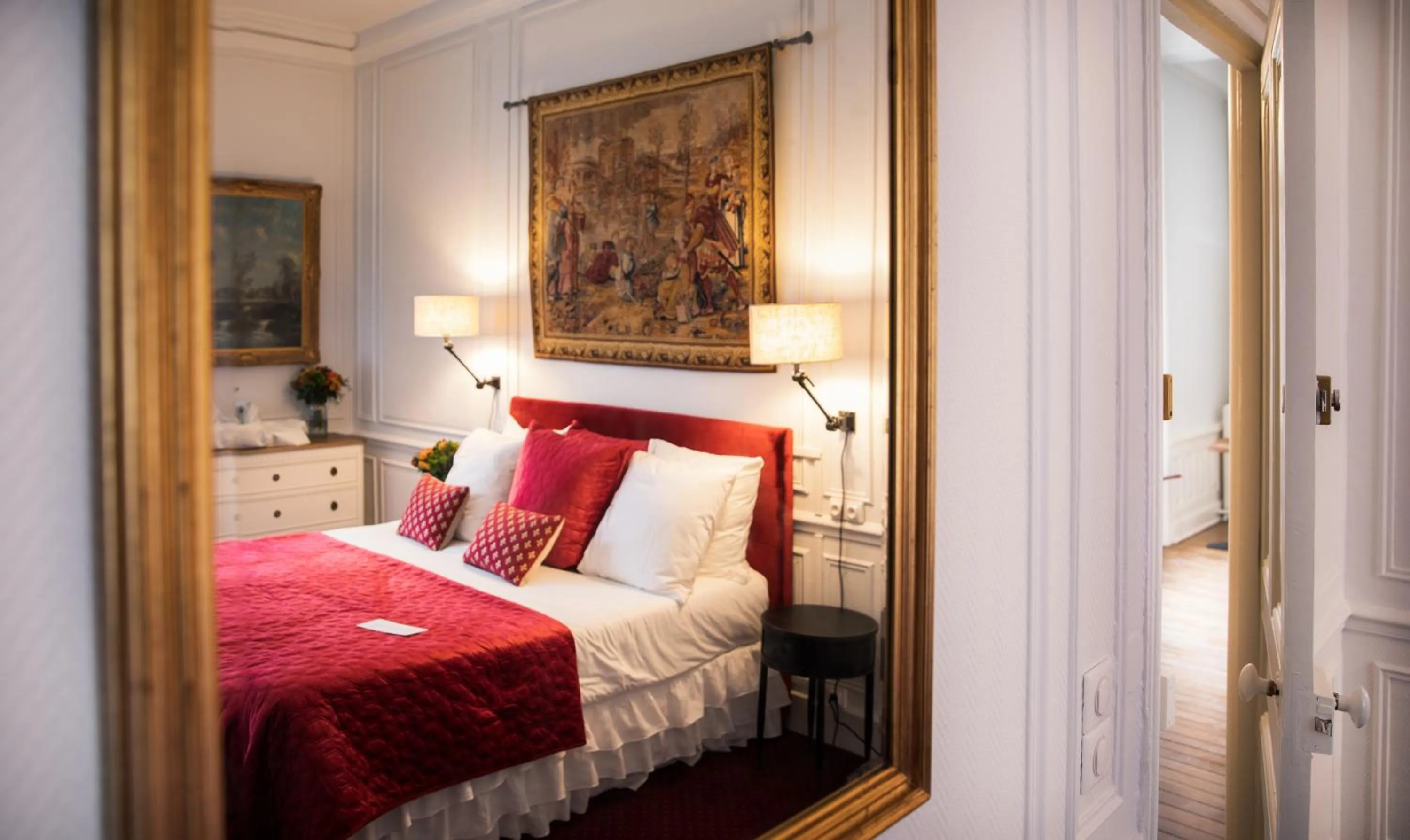 Bedroom, Bed in Domaine de la Commanderie de Ballan