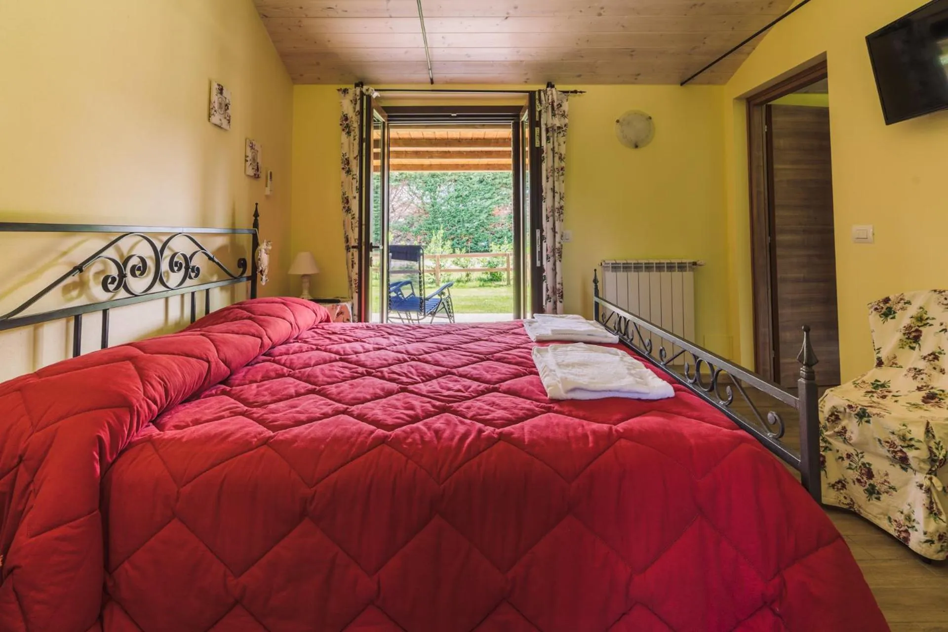 Bedroom in Agriturismo il Laghetto