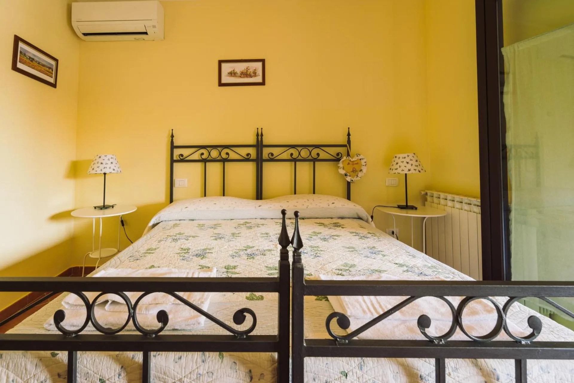 Bedroom in Agriturismo il Laghetto