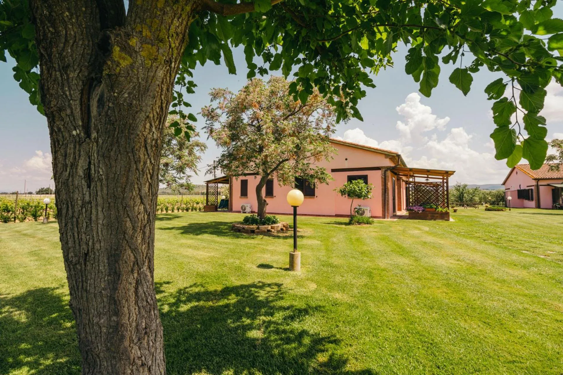 Property building in Agriturismo il Laghetto