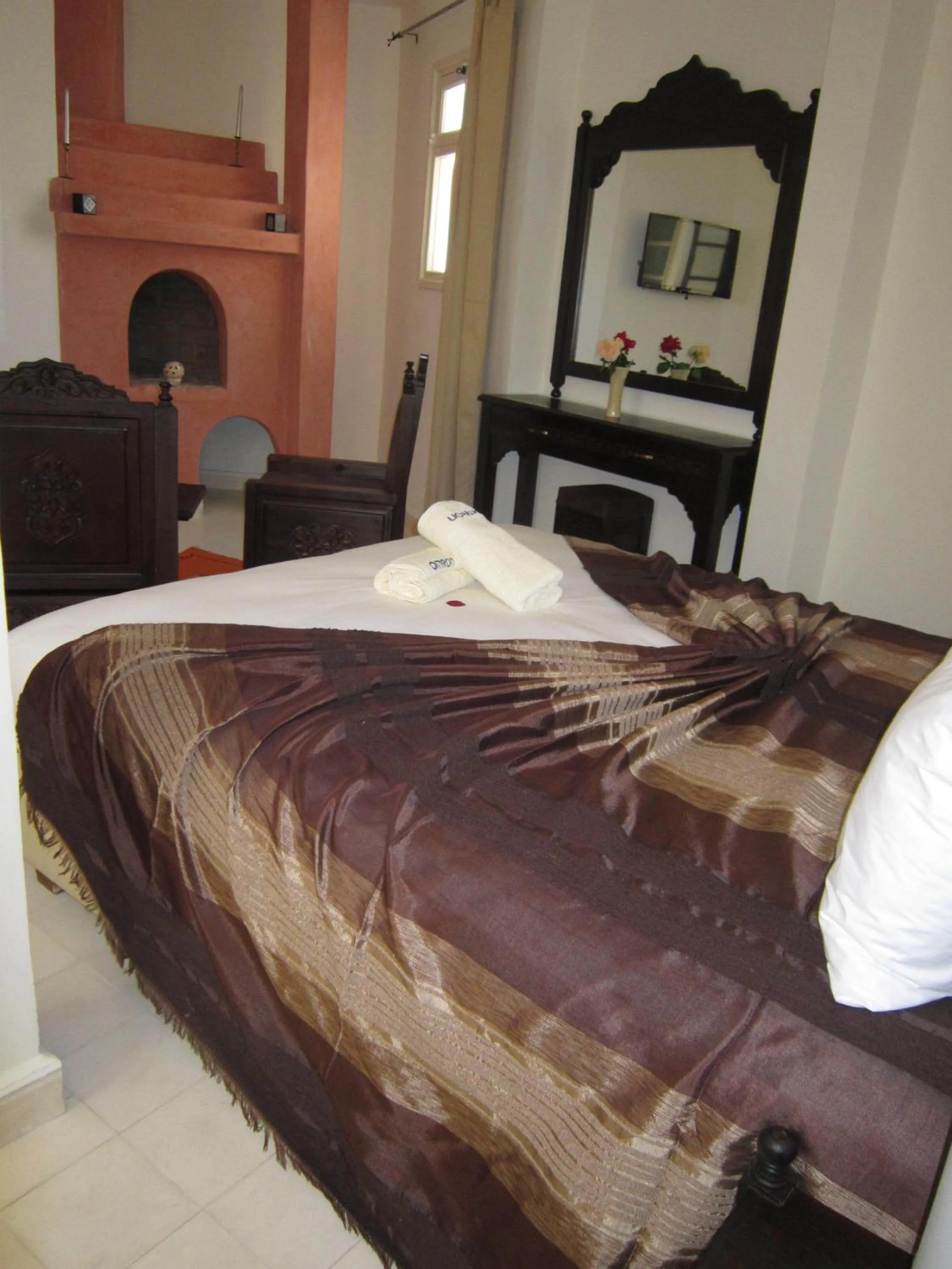 Bed in Hotel Riad Ben Atar