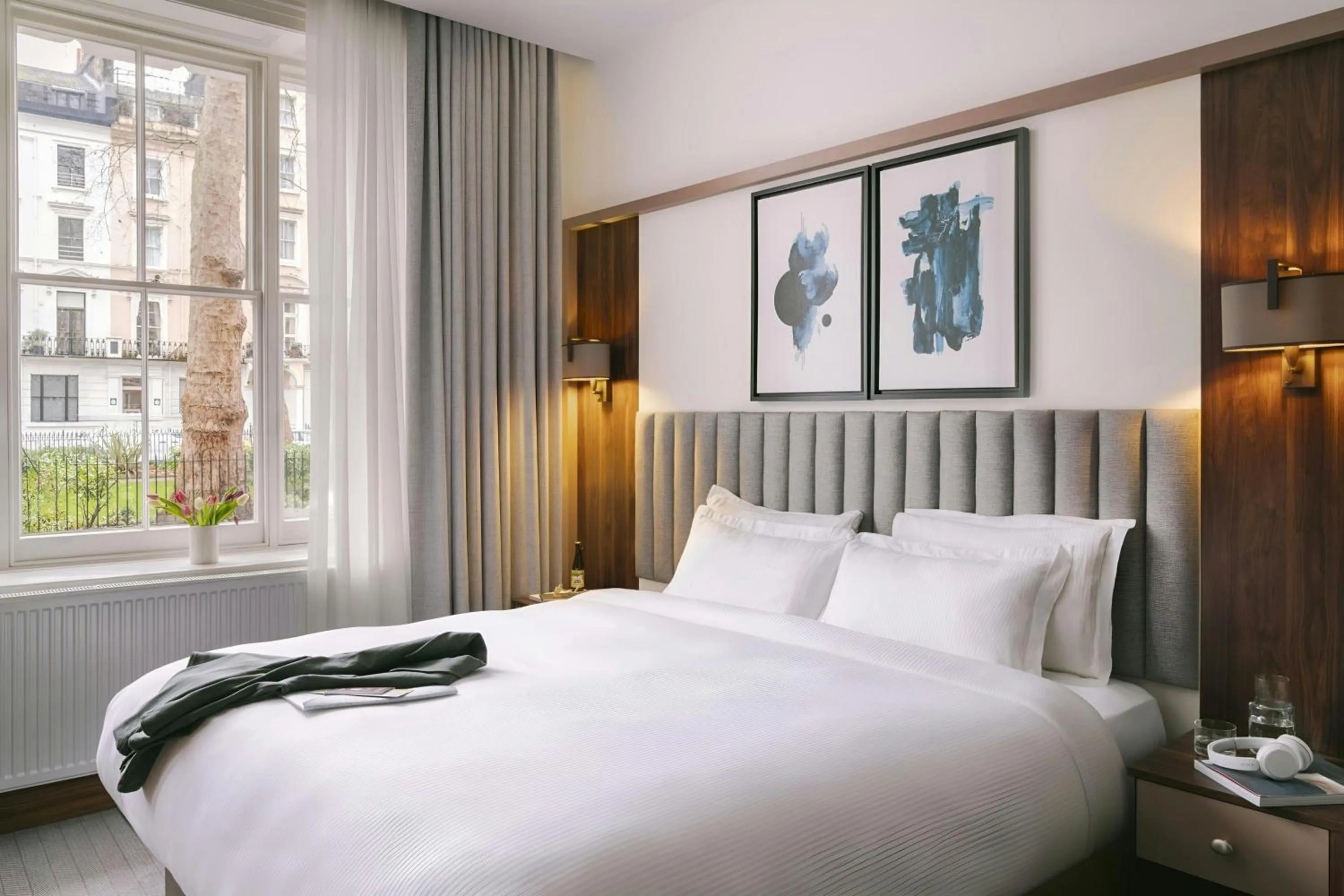 Bedroom, Bed in The Voyage Hotel Paddington