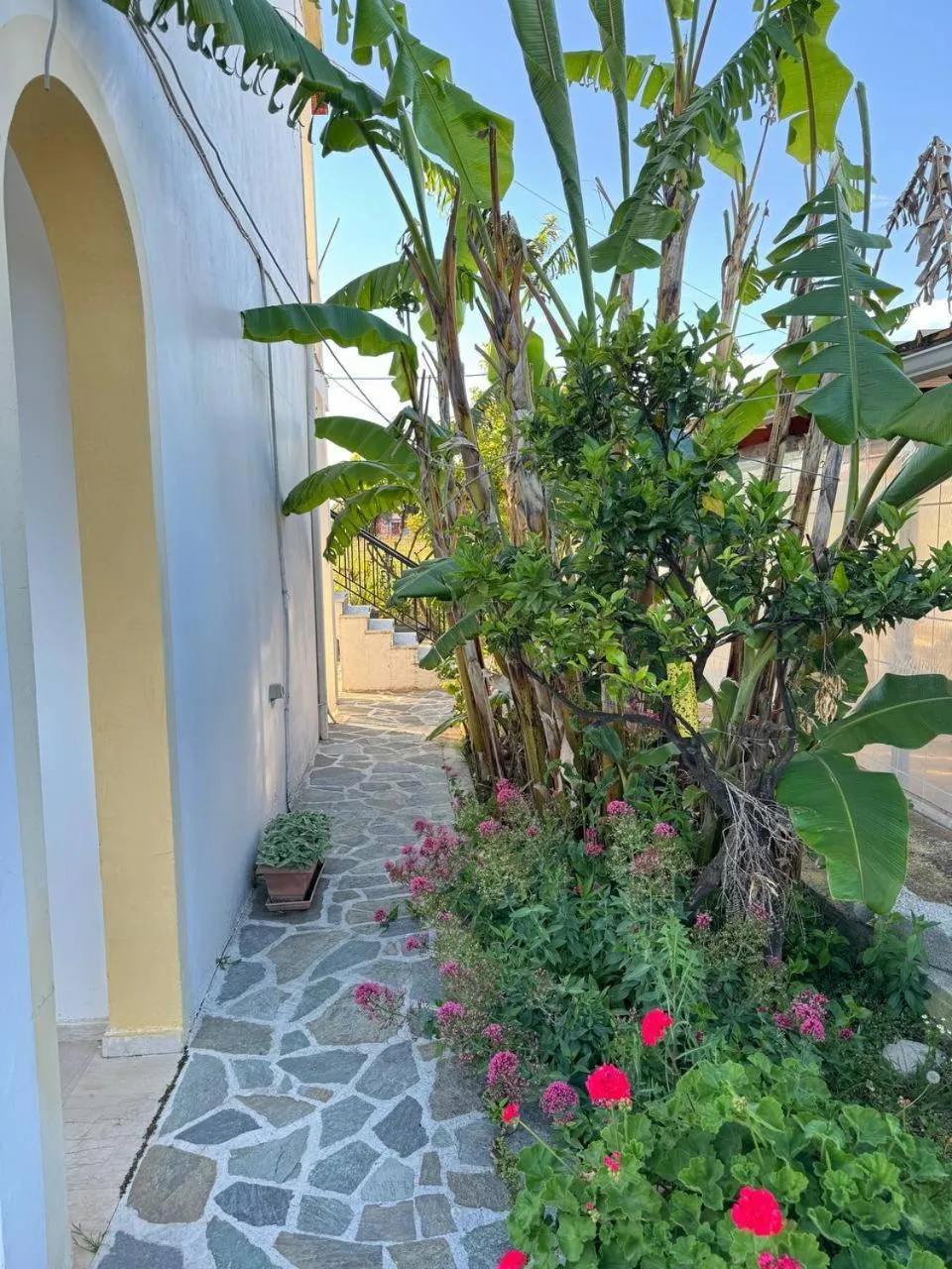 Property building in Gian Petro Apartments