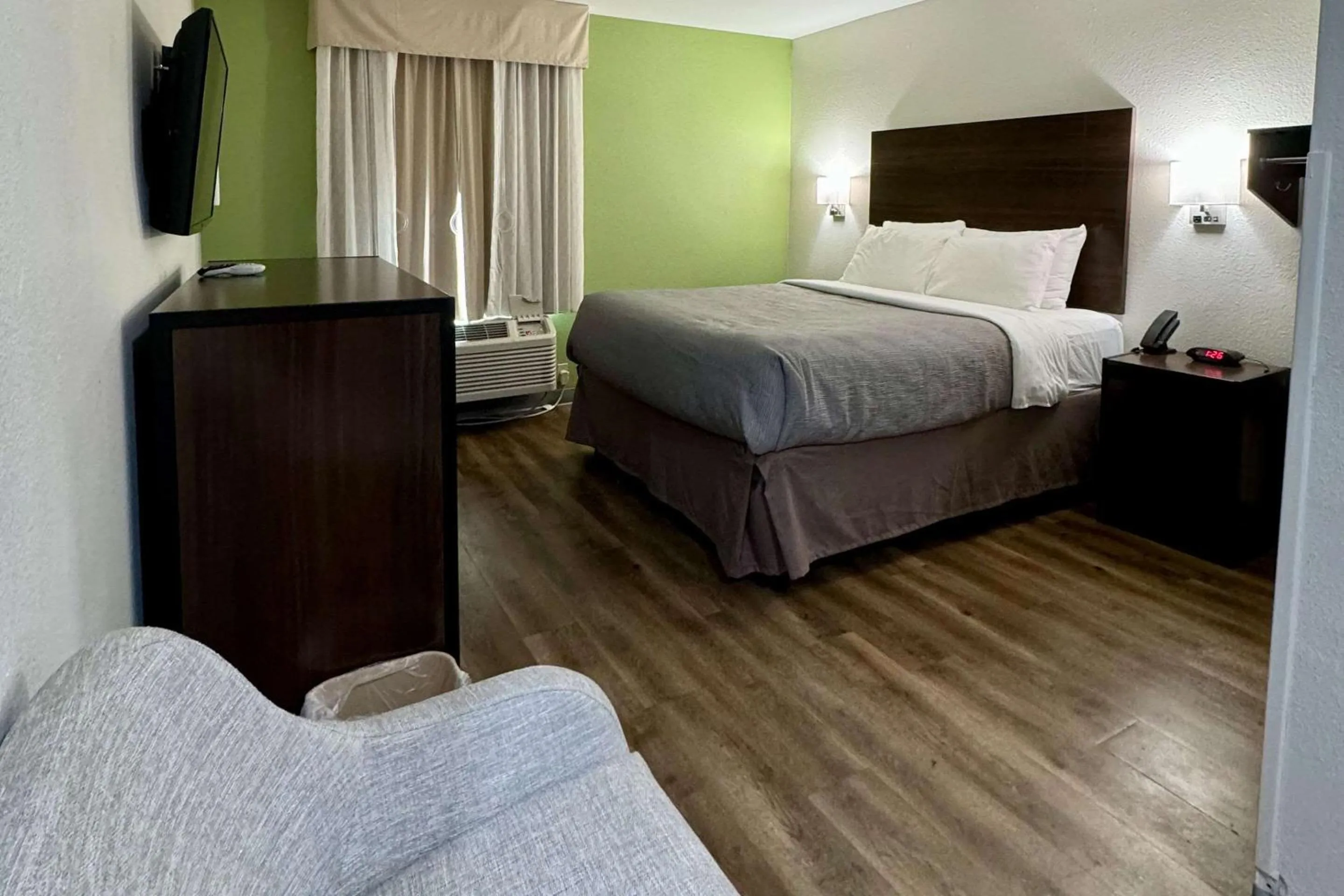 Bedroom, Bed in Quality Inn Sulphur - Lake Charles