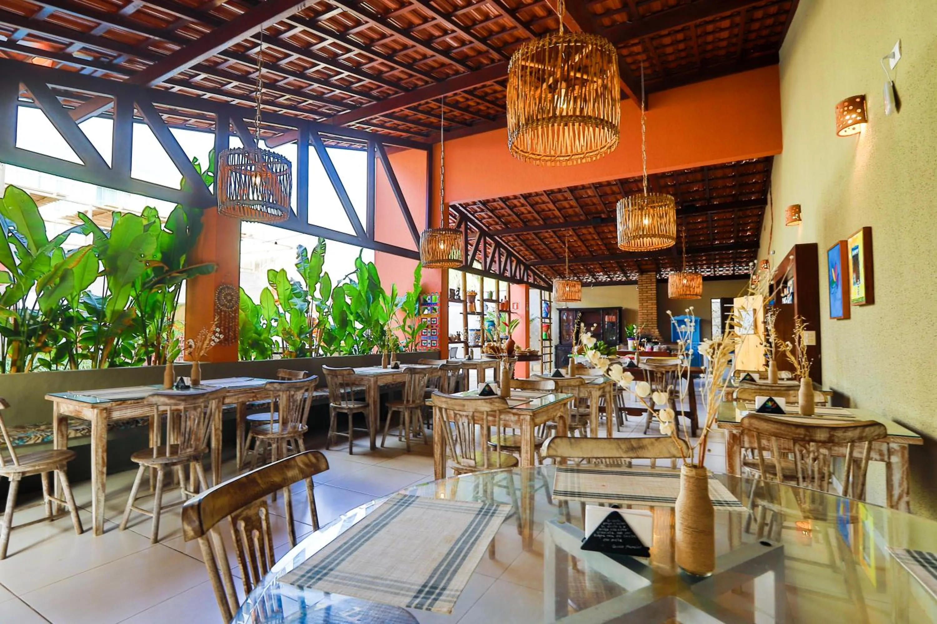 Restaurant/places to eat in Vivá Barra Hotel Pousada