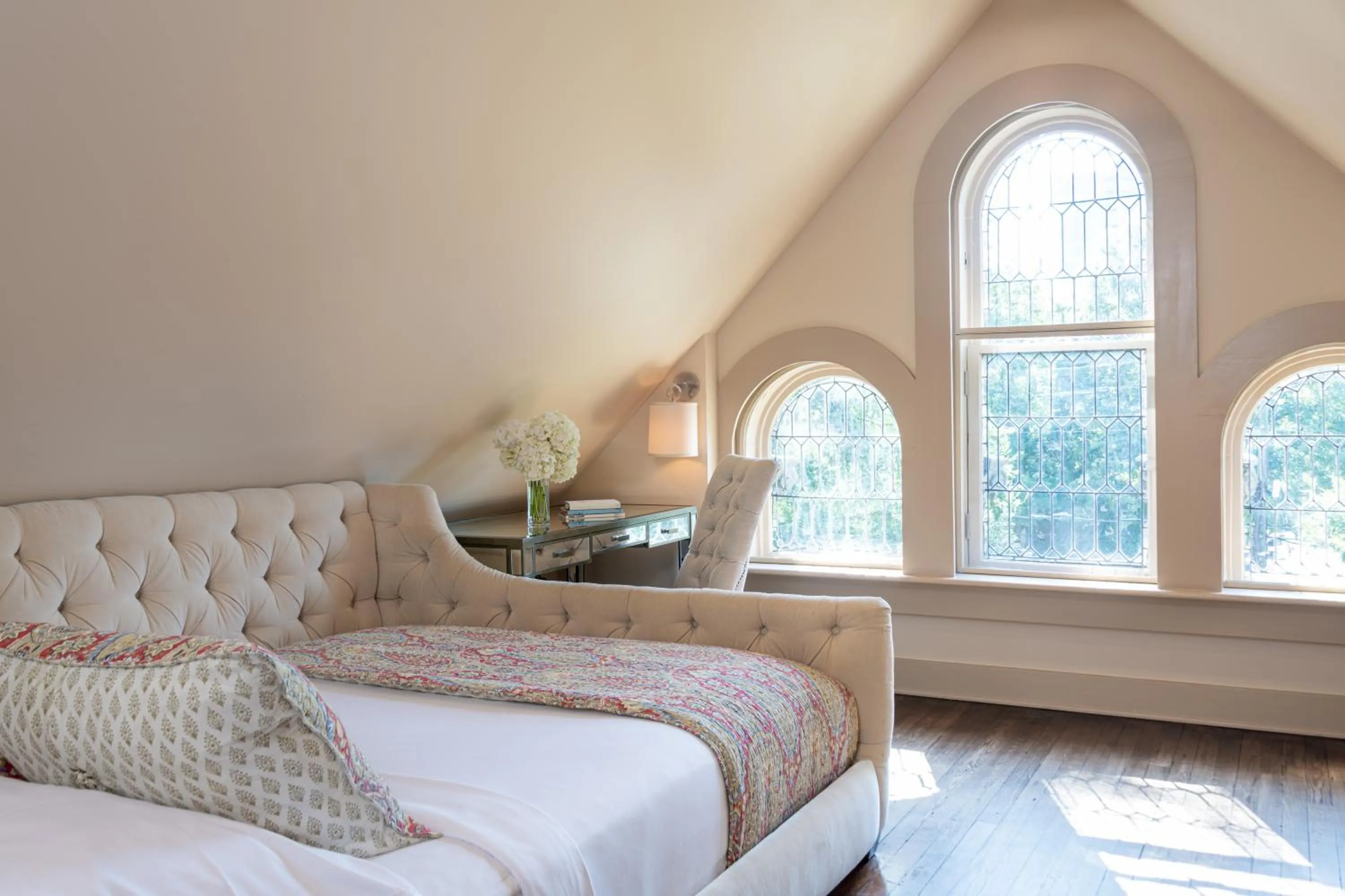 Bed in Stonehurst Place Bed & Breakfast