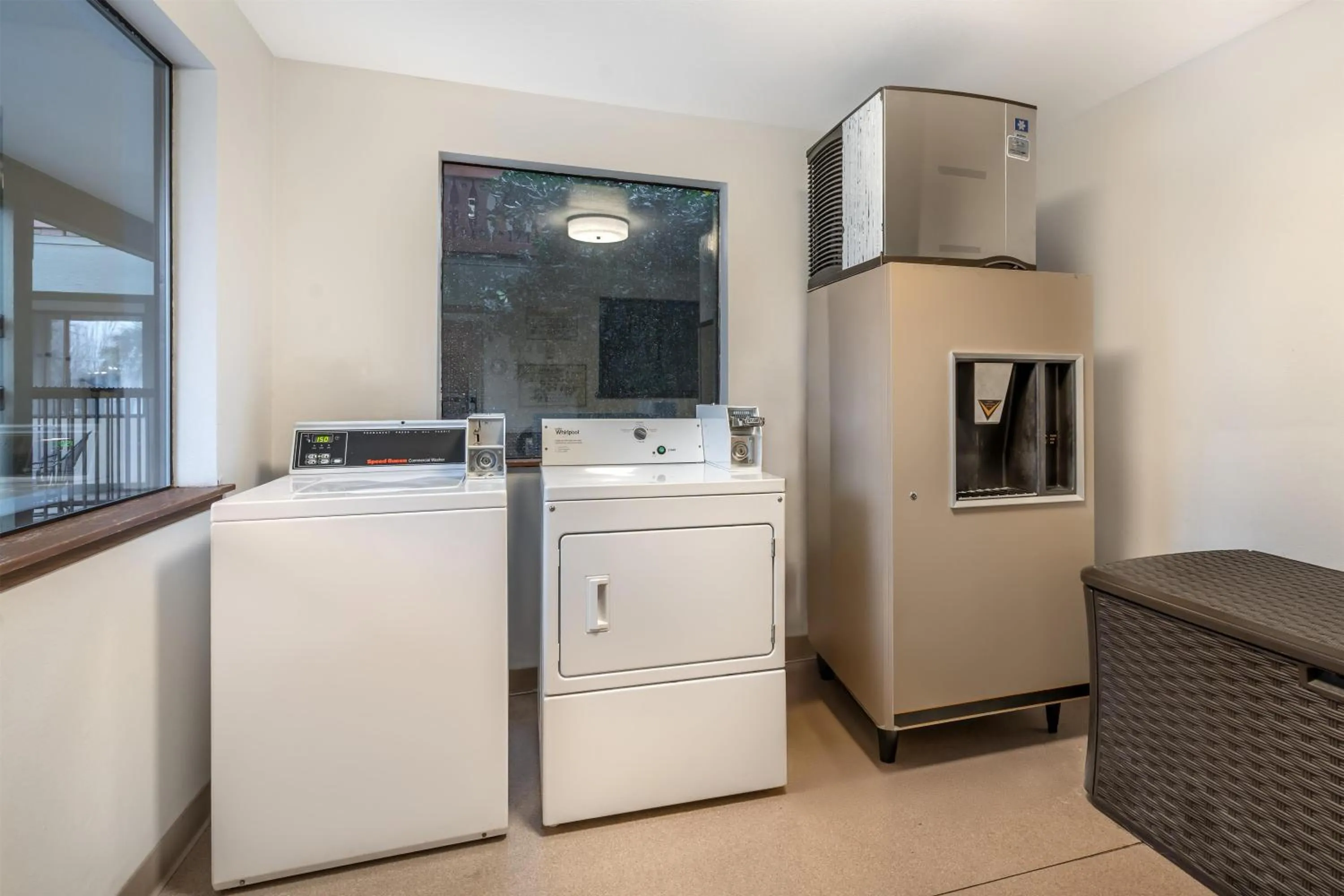 Property building in Best Western Windsor Inn