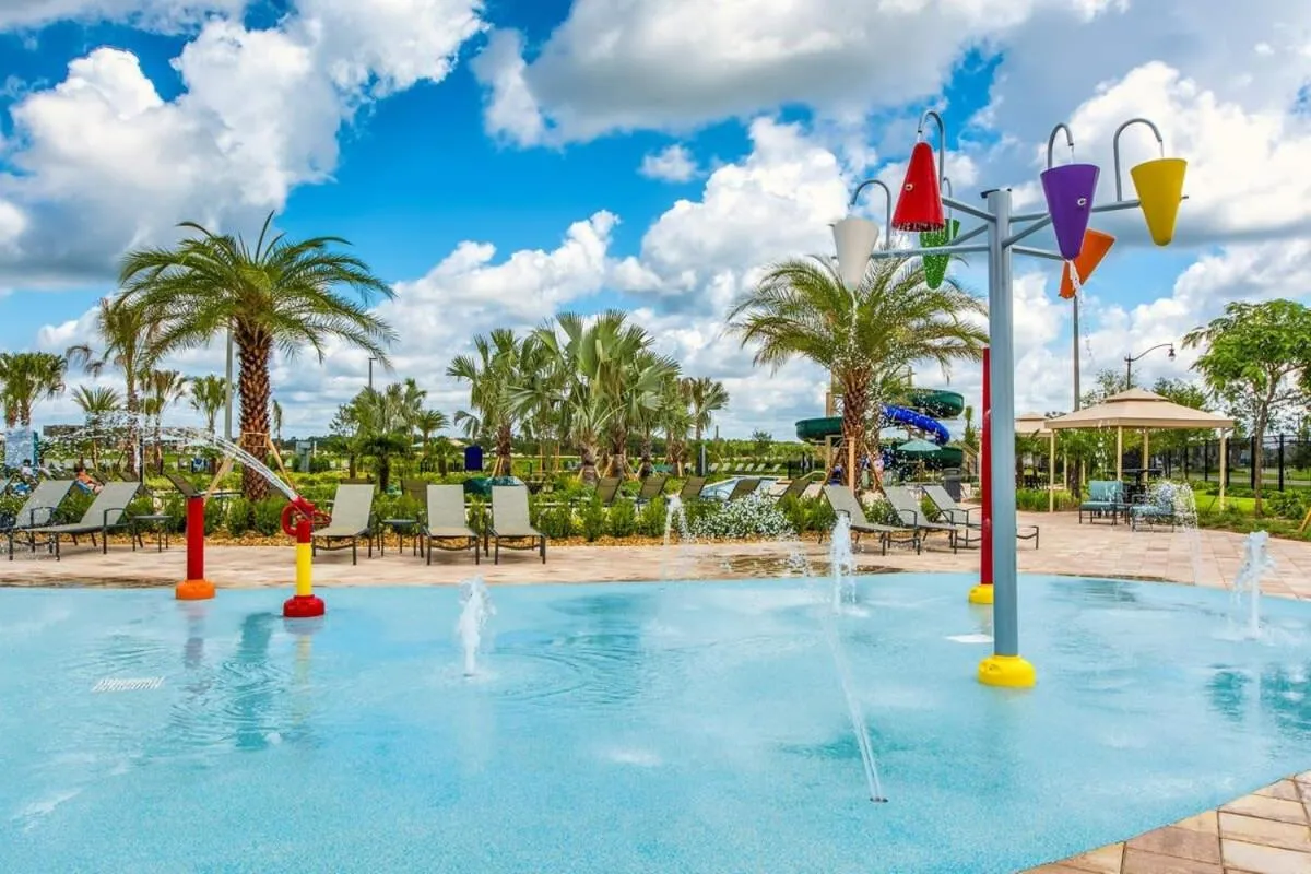 Magic villa with themed bedrooms and private pool