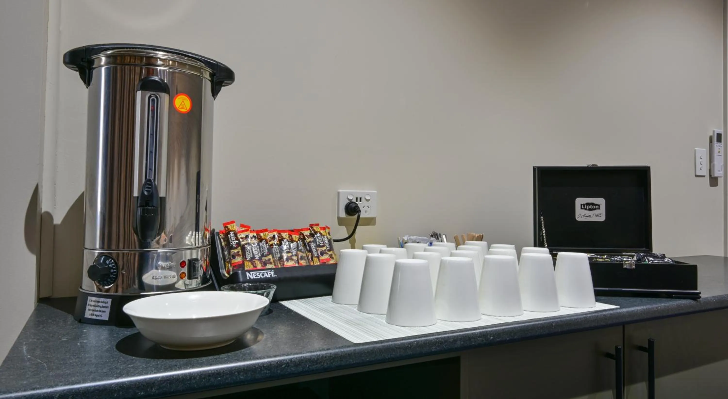 Westland Hotel Motel