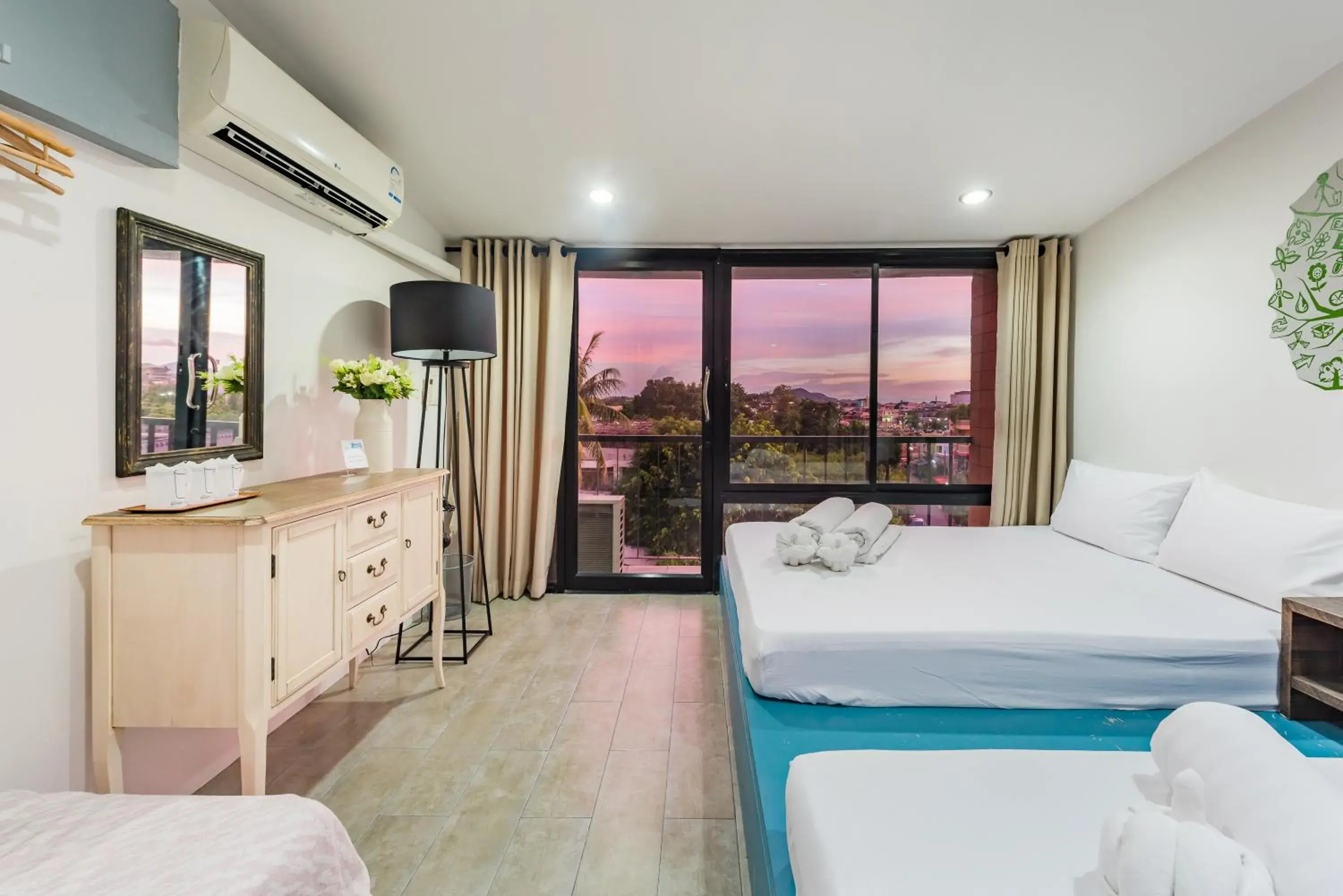 Basic Triple Room in Eco Hostel Basic Triple Room in Eco Hostel