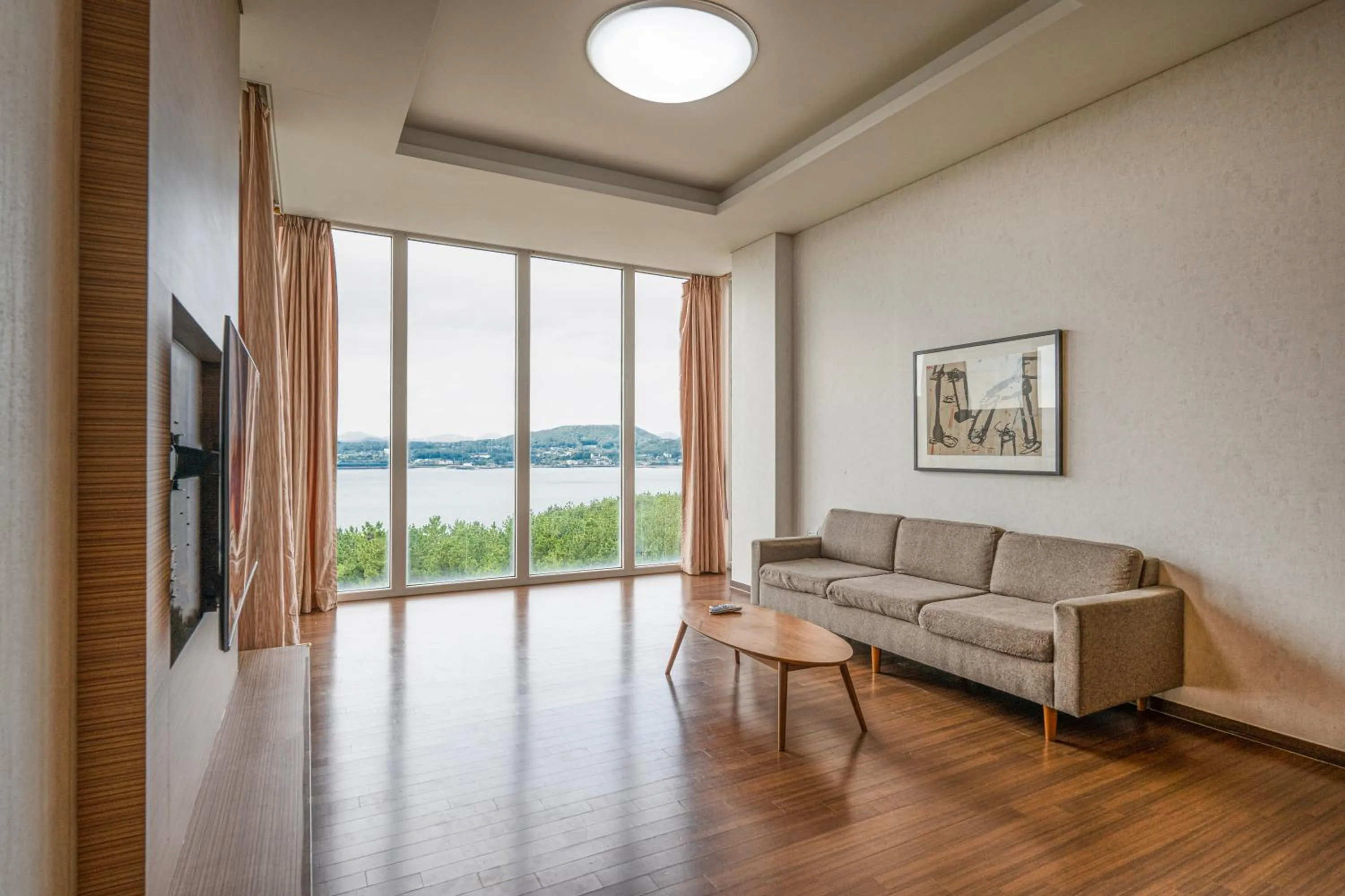 Decorative detail in Phoenix Island