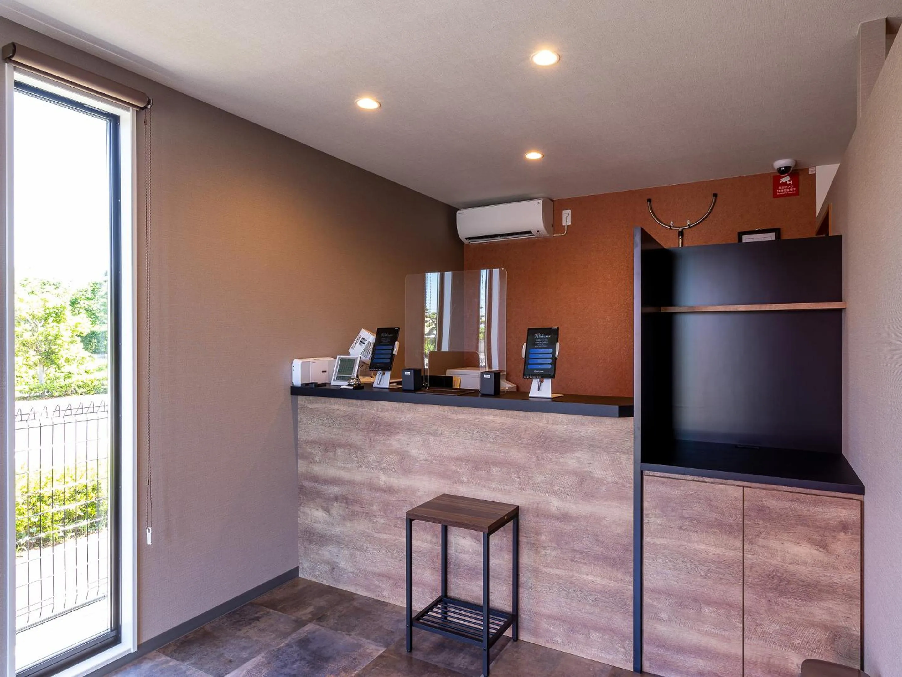 Lobby or reception in HOTEL R9 The Yard Izumi