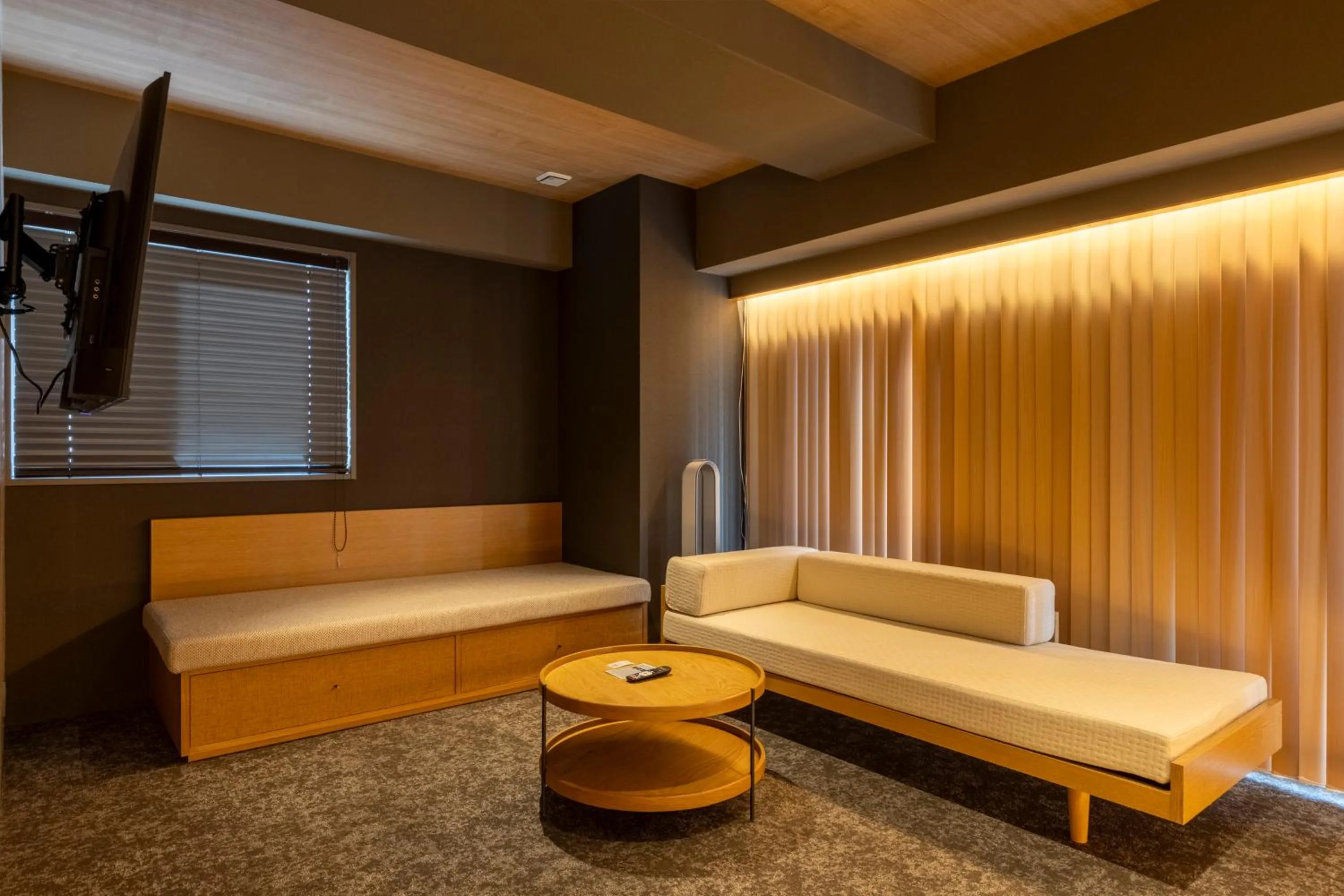 Photo of the whole room in HOTEL TOMOS ASAKUSA