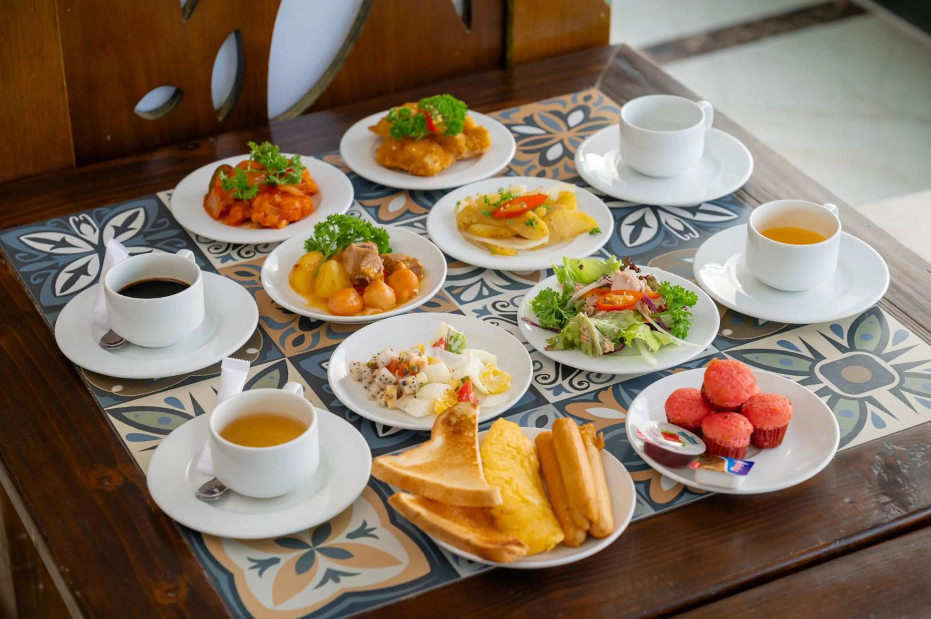 Breakfast in Happy Light Central Nha Trang
