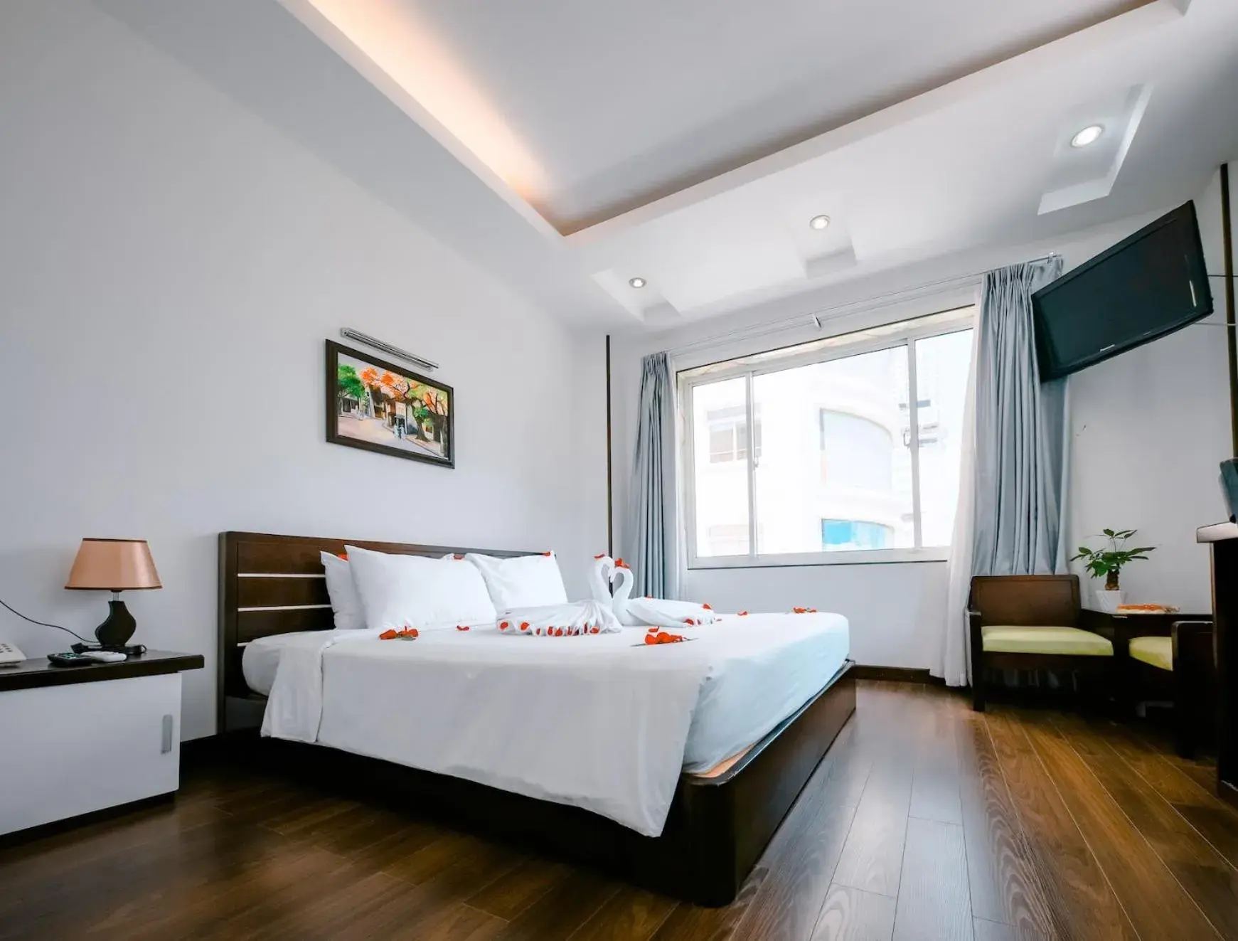 Superior Double Room with Window in Happy Light Central Nha Trang Superior Double Room with Window in Happy Light Central Nha Trang