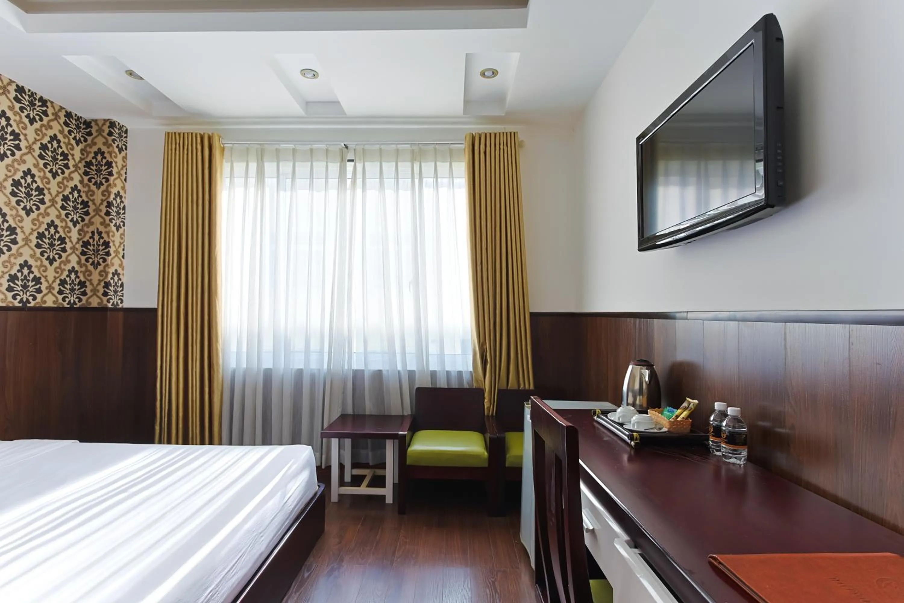 Bedroom, Bed in Happy Light Central Nha Trang