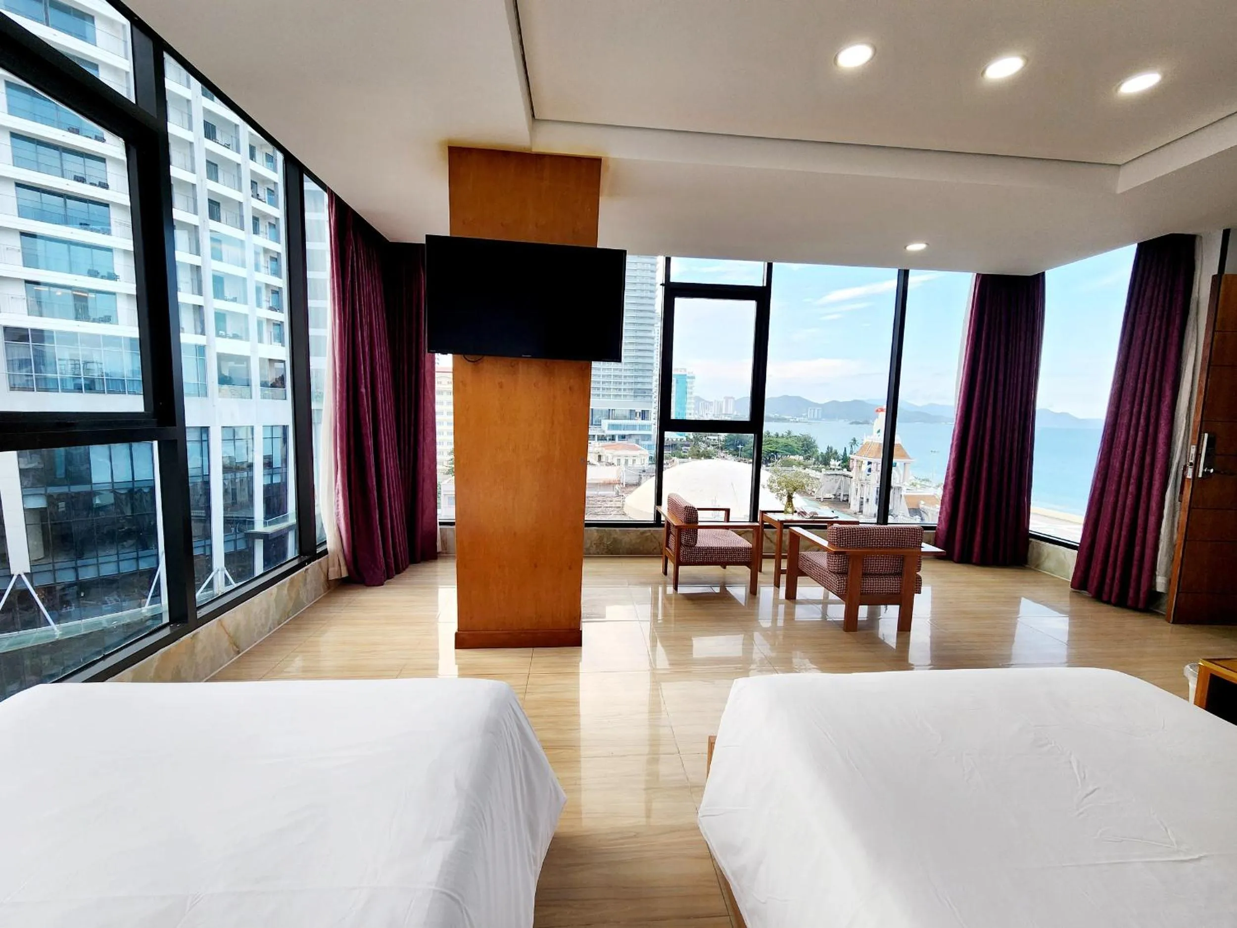 City view, Bed in Happy Light Central Nha Trang