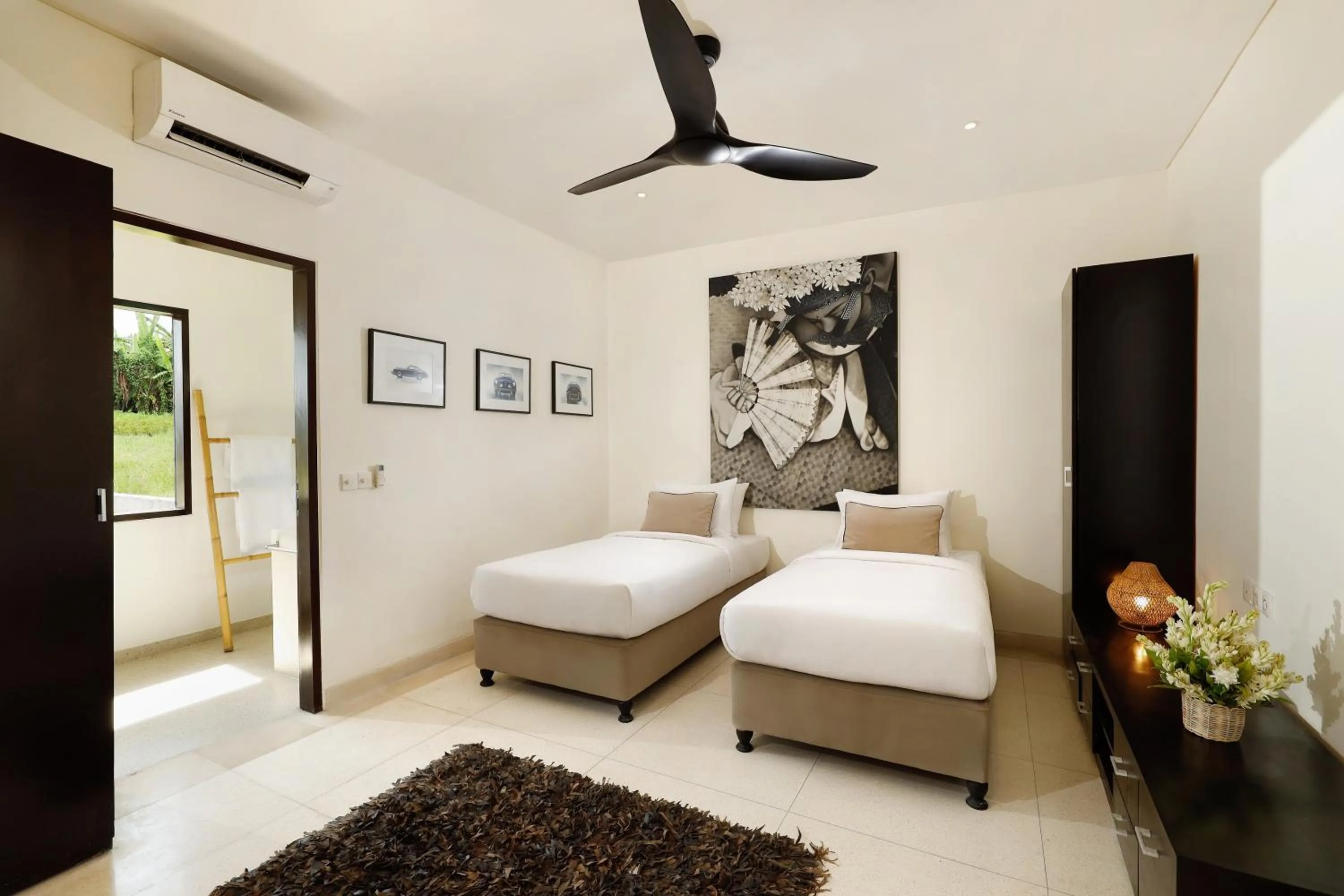 Bed in Black Beach Villa - Absolute Beachfront Escape