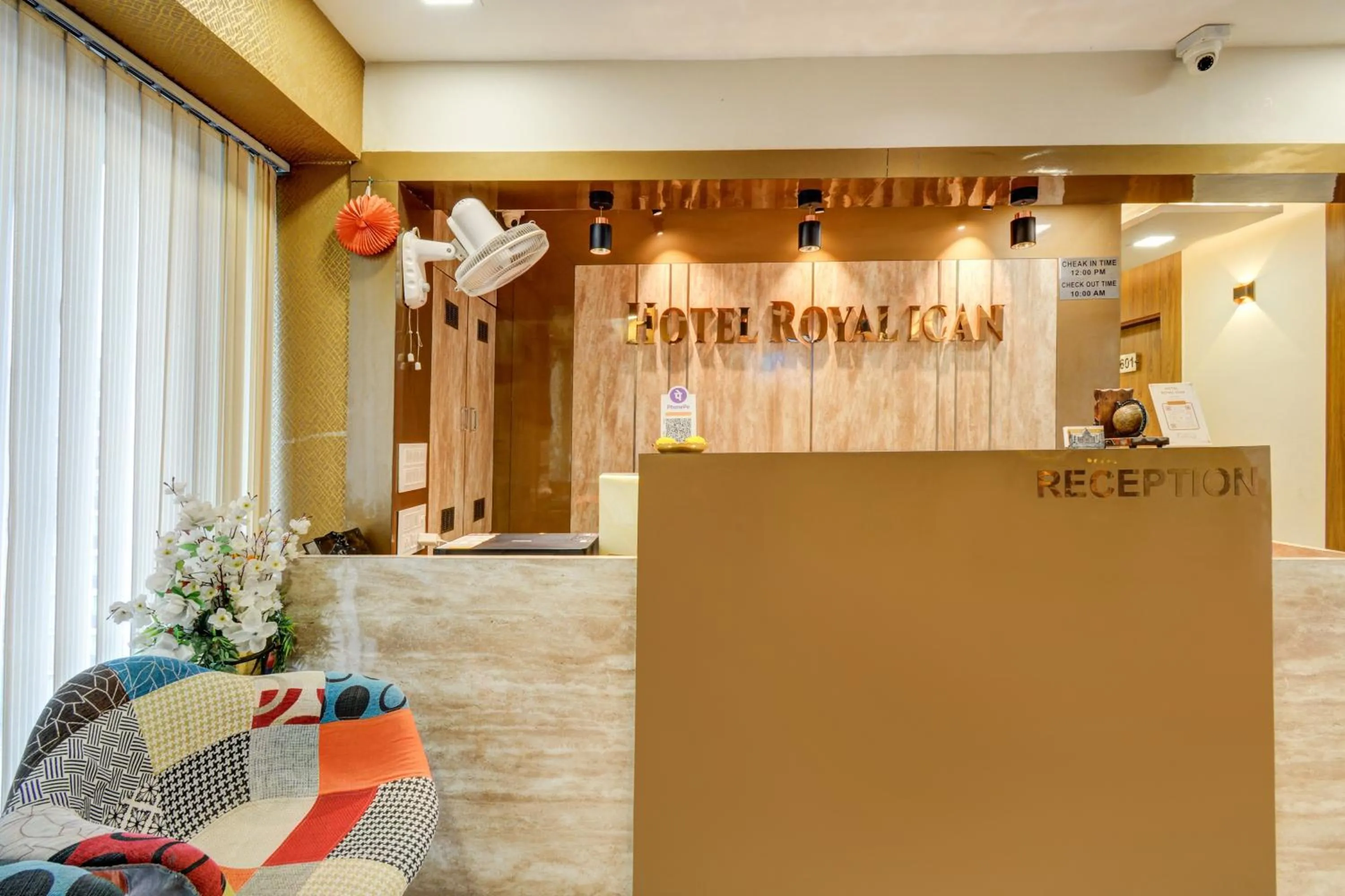 Lobby or reception in Hotel Royal Ican Sindhubhavan Road