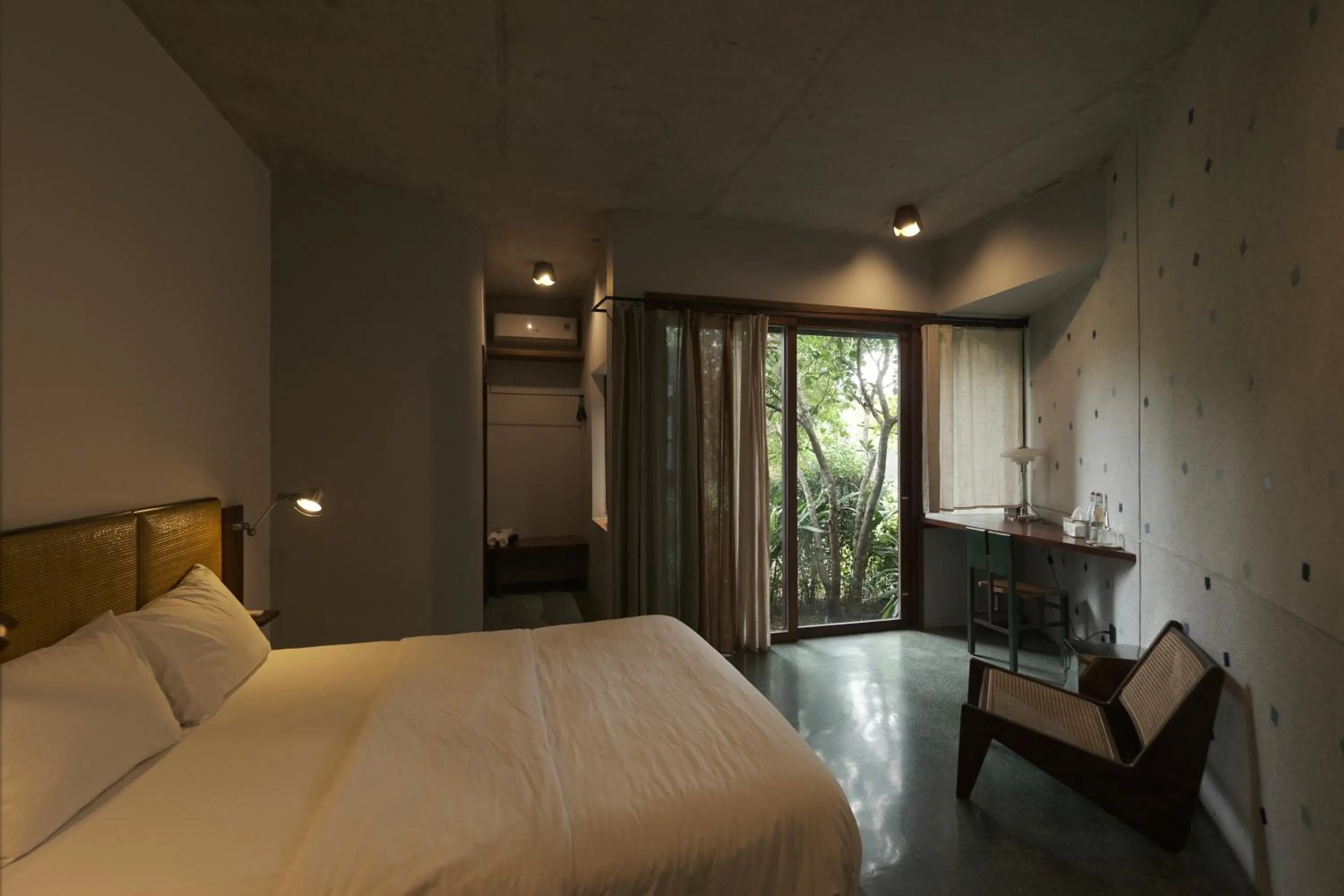 View (from property/room), Bed in De Hué