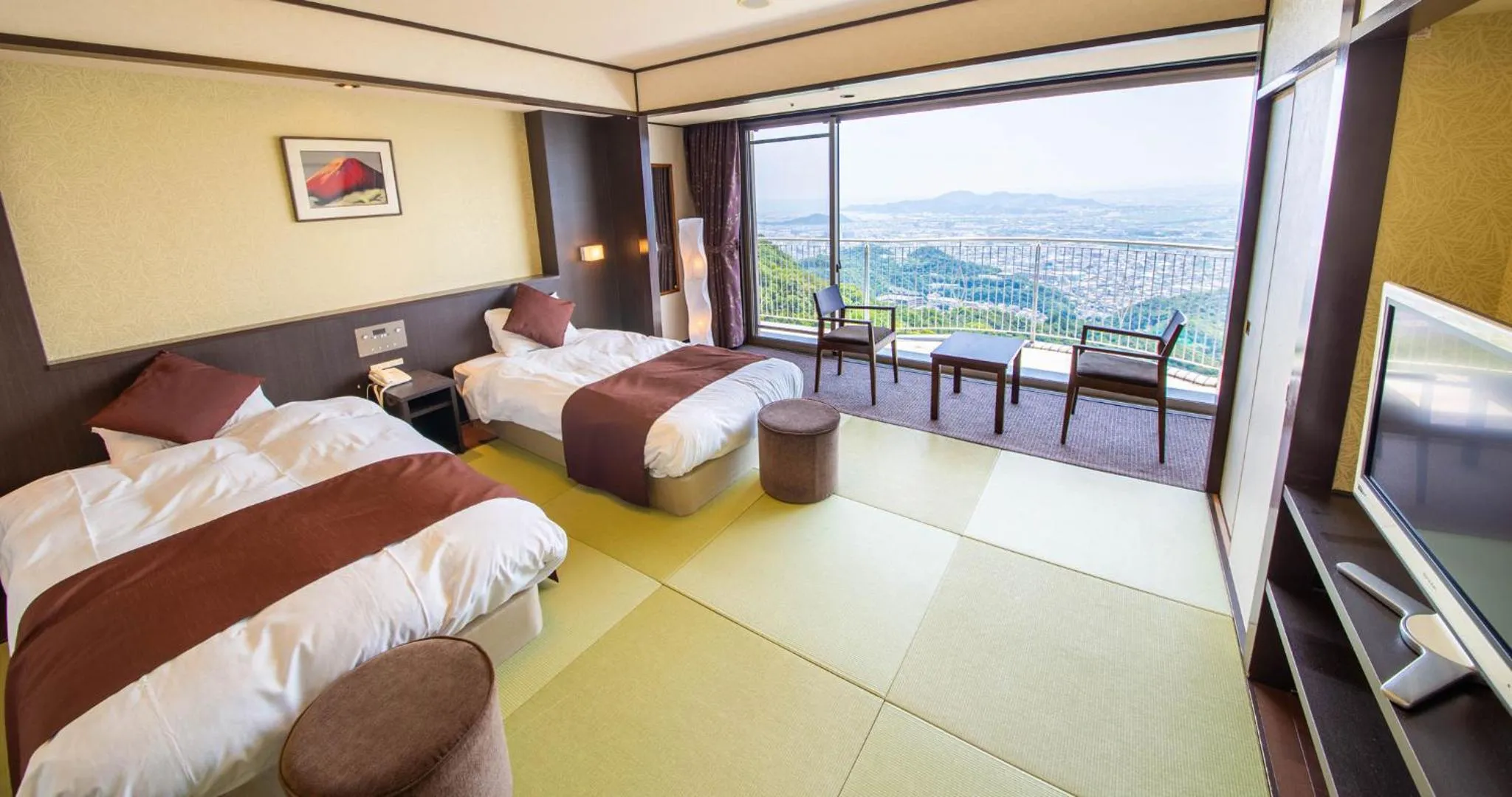 Bedroom, Bed in Bizan Kaigetsu