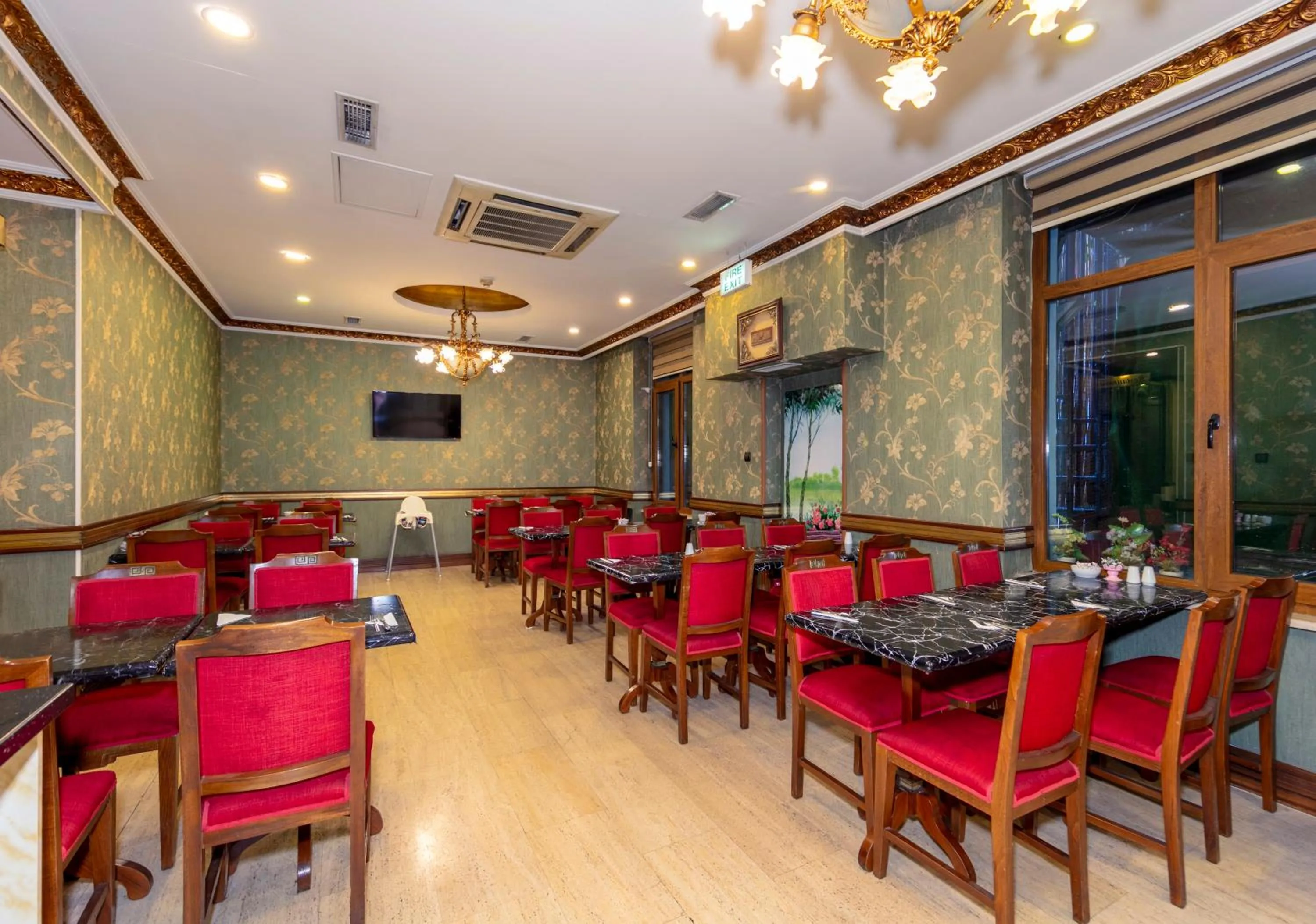 Restaurant/places to eat in Nil Hotel İstanbul City Center