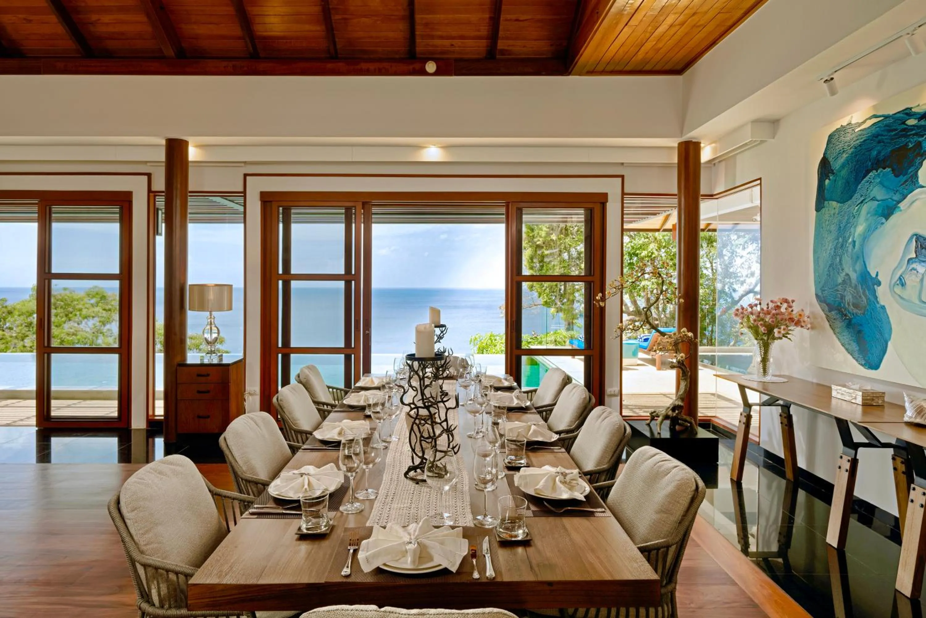 Dining area in Villa Varya