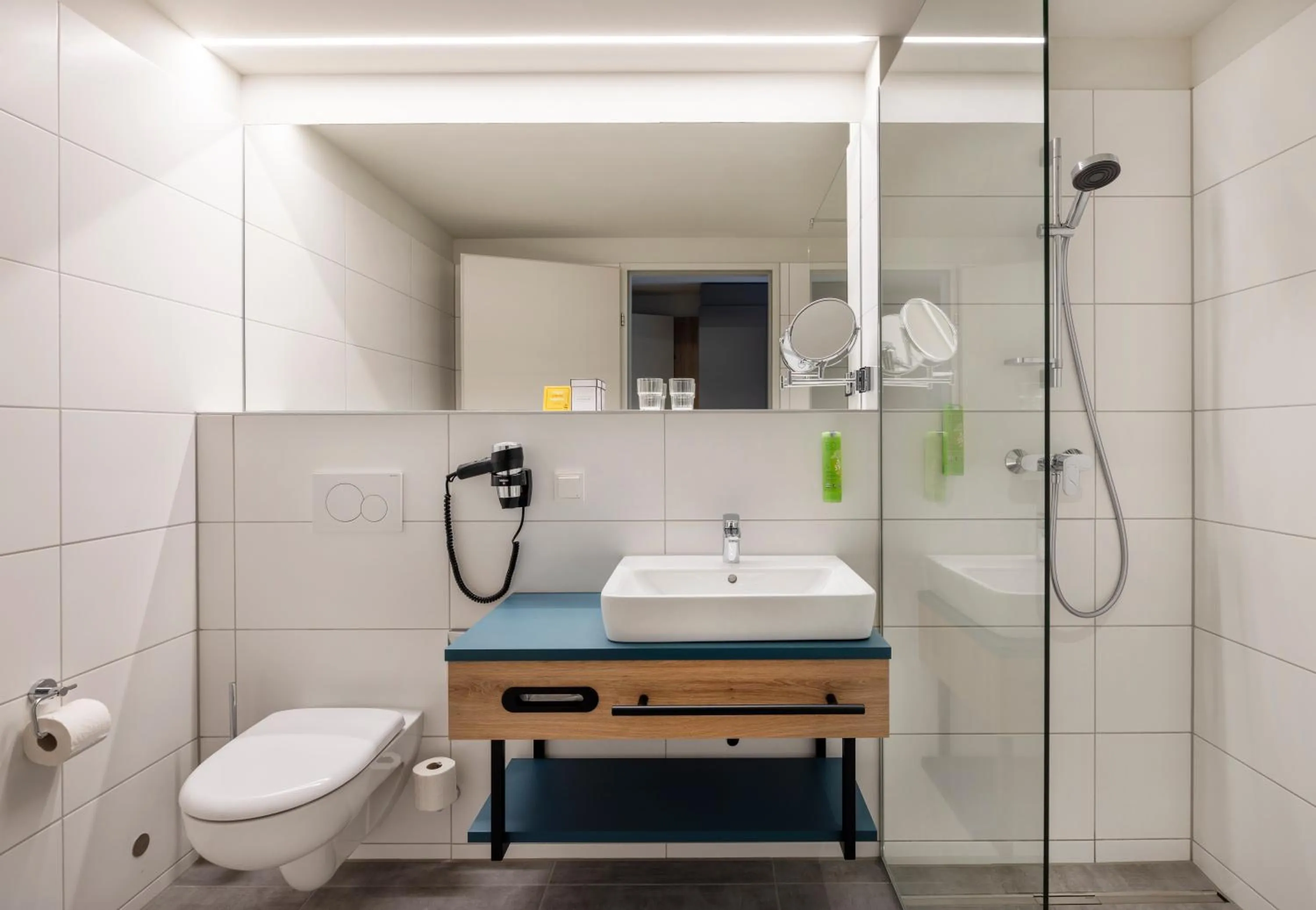 Bathroom in JUFA Hotel Bad Radkersburg - inkl 4h Thermeneintritt in Parktherme