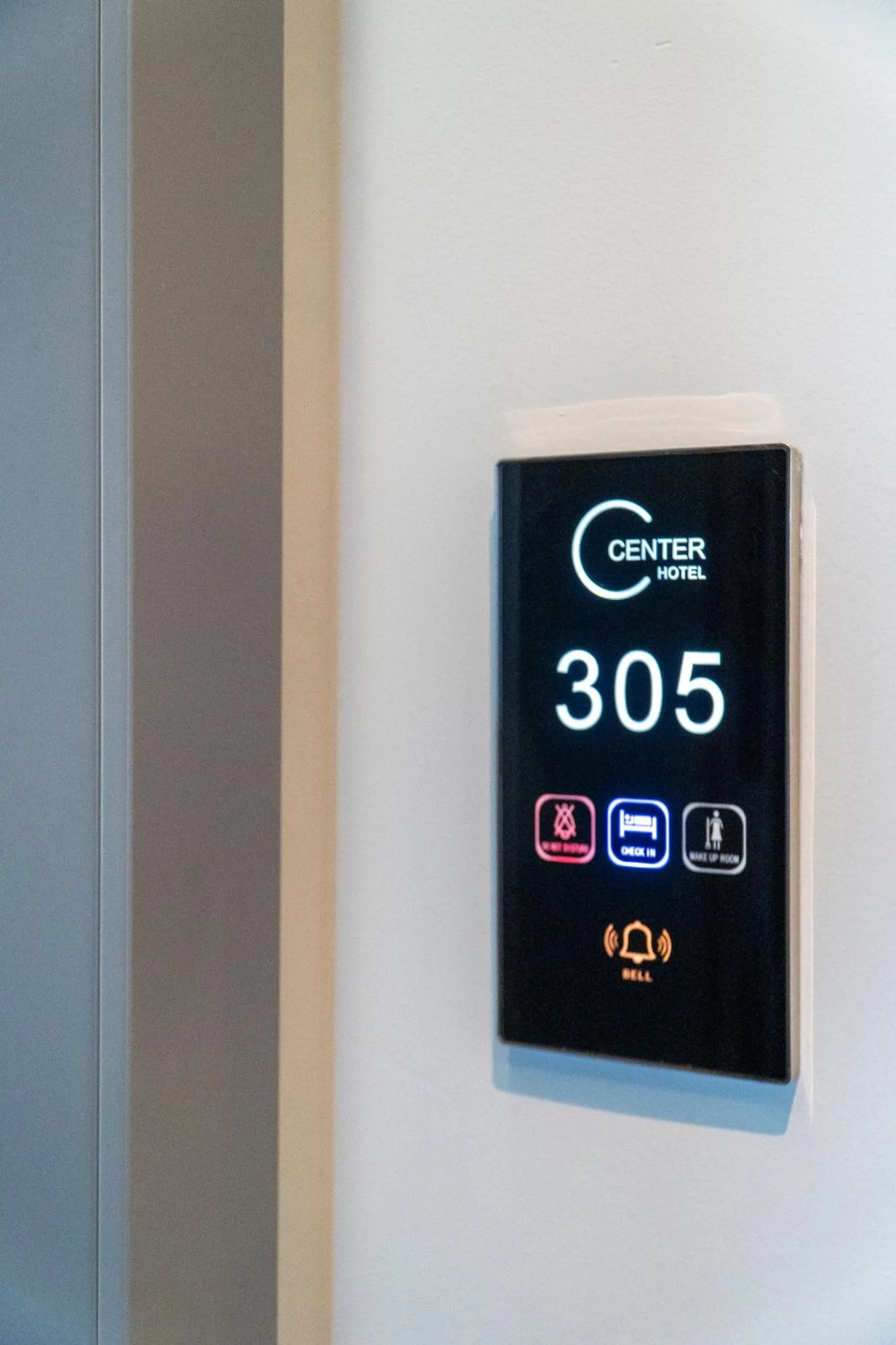 Logo/Certificate/Sign in Center Hotel