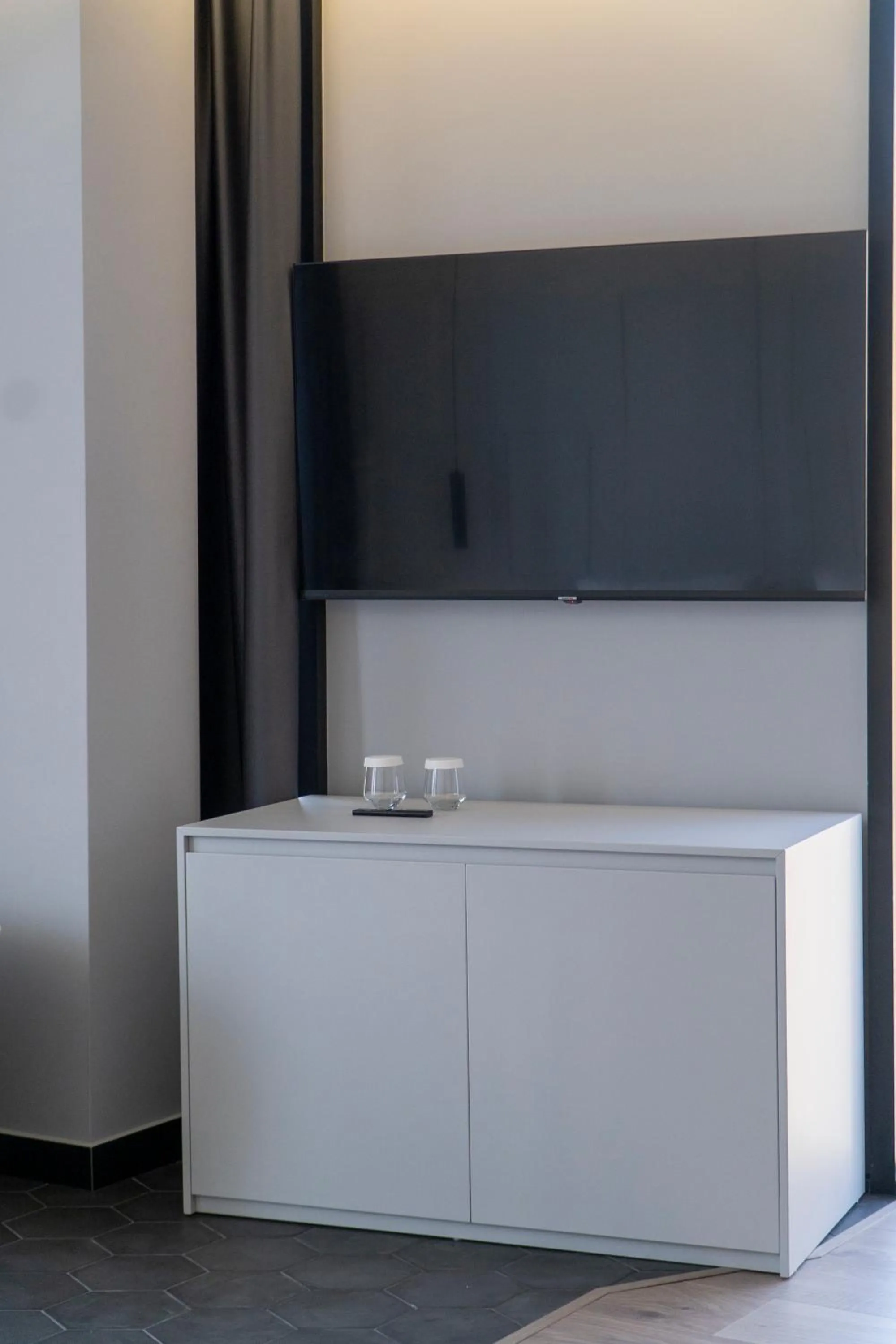 TV and multimedia in Center Hotel