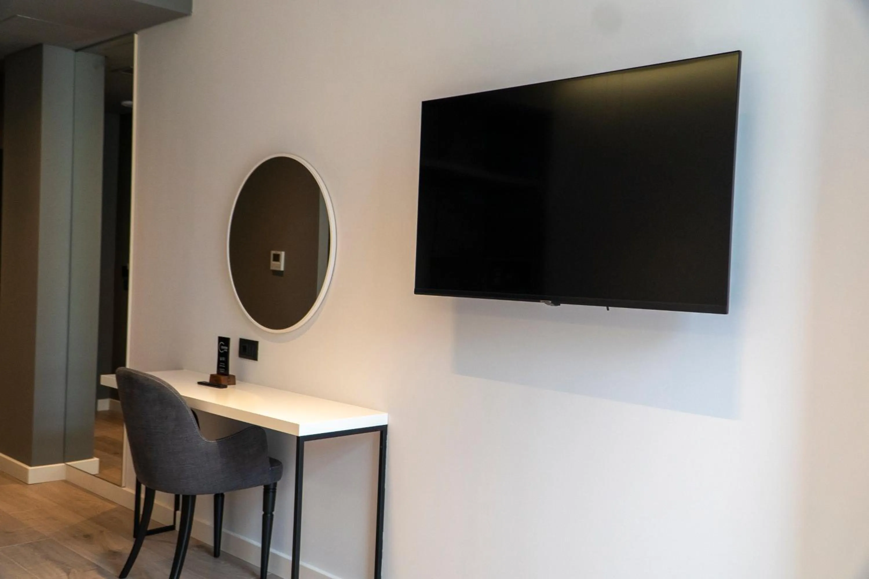 TV and multimedia in Center Hotel