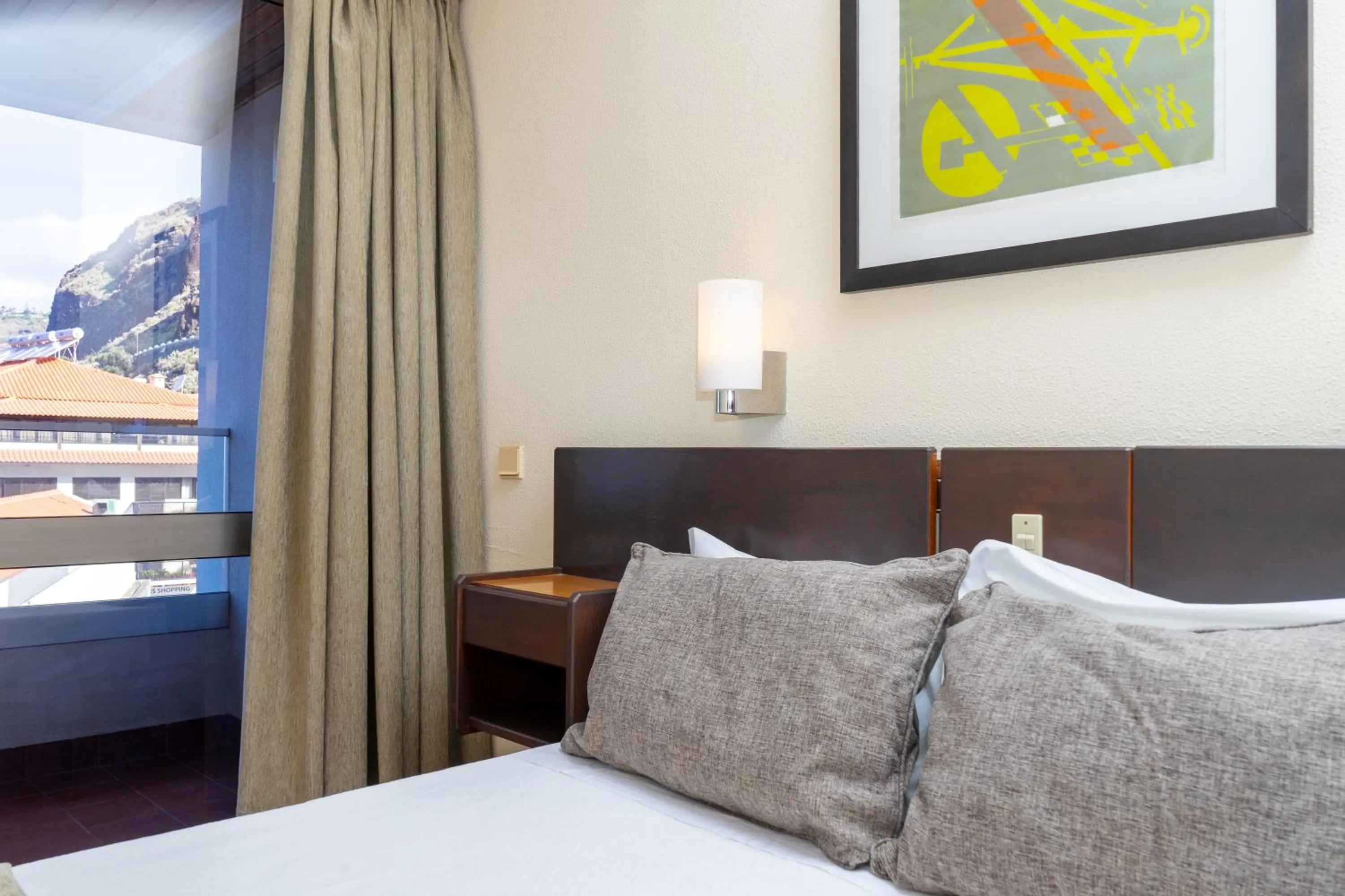 Bed in Flag Hotel Madeira - Ribeira Brava