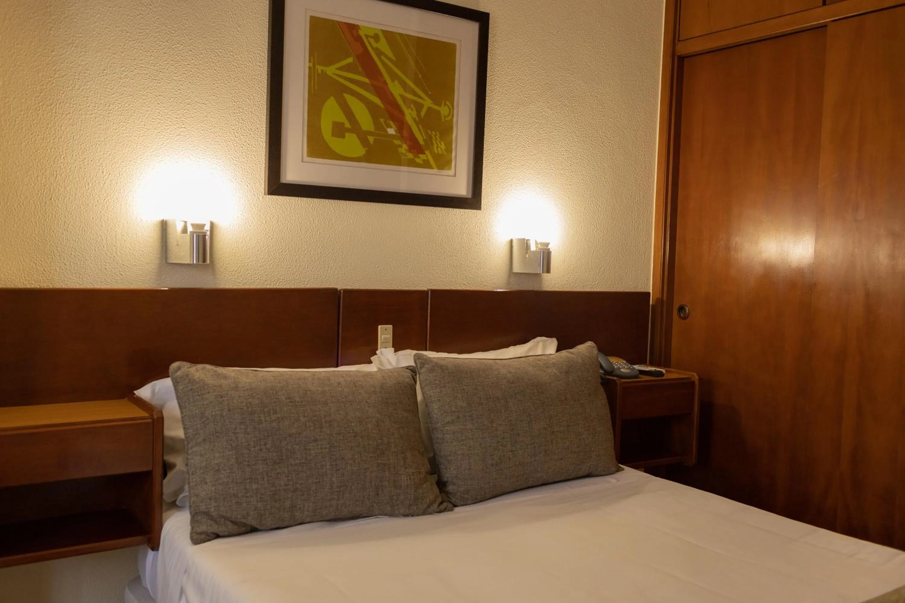 Bed in Flag Hotel Madeira - Ribeira Brava