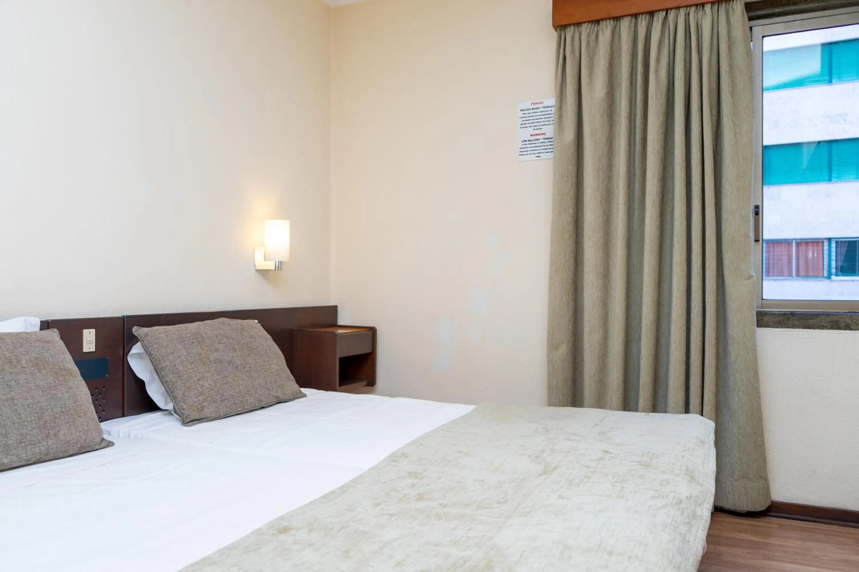 Bed in Flag Hotel Madeira - Ribeira Brava
