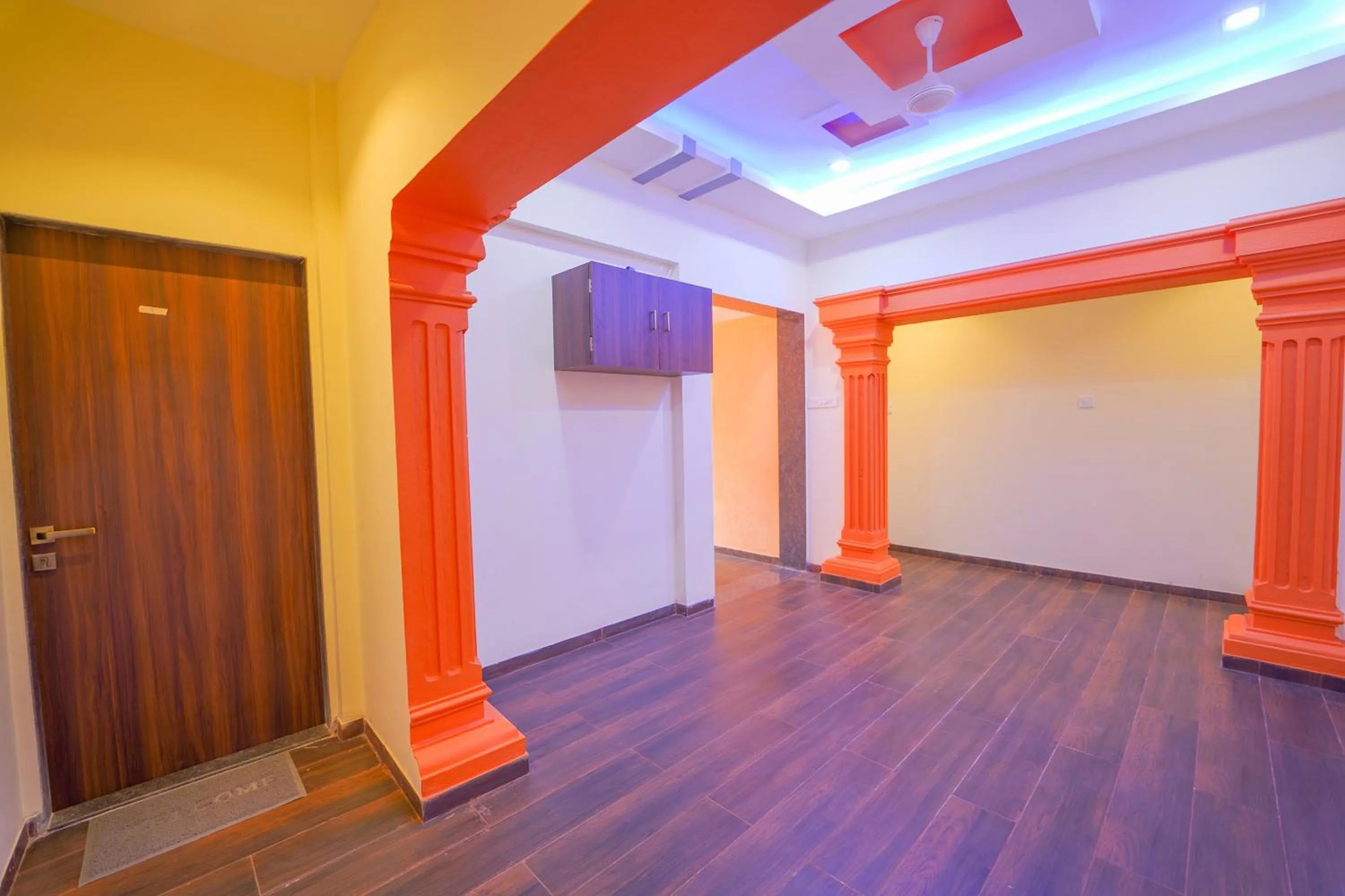 wardrobe in Veggies Residency