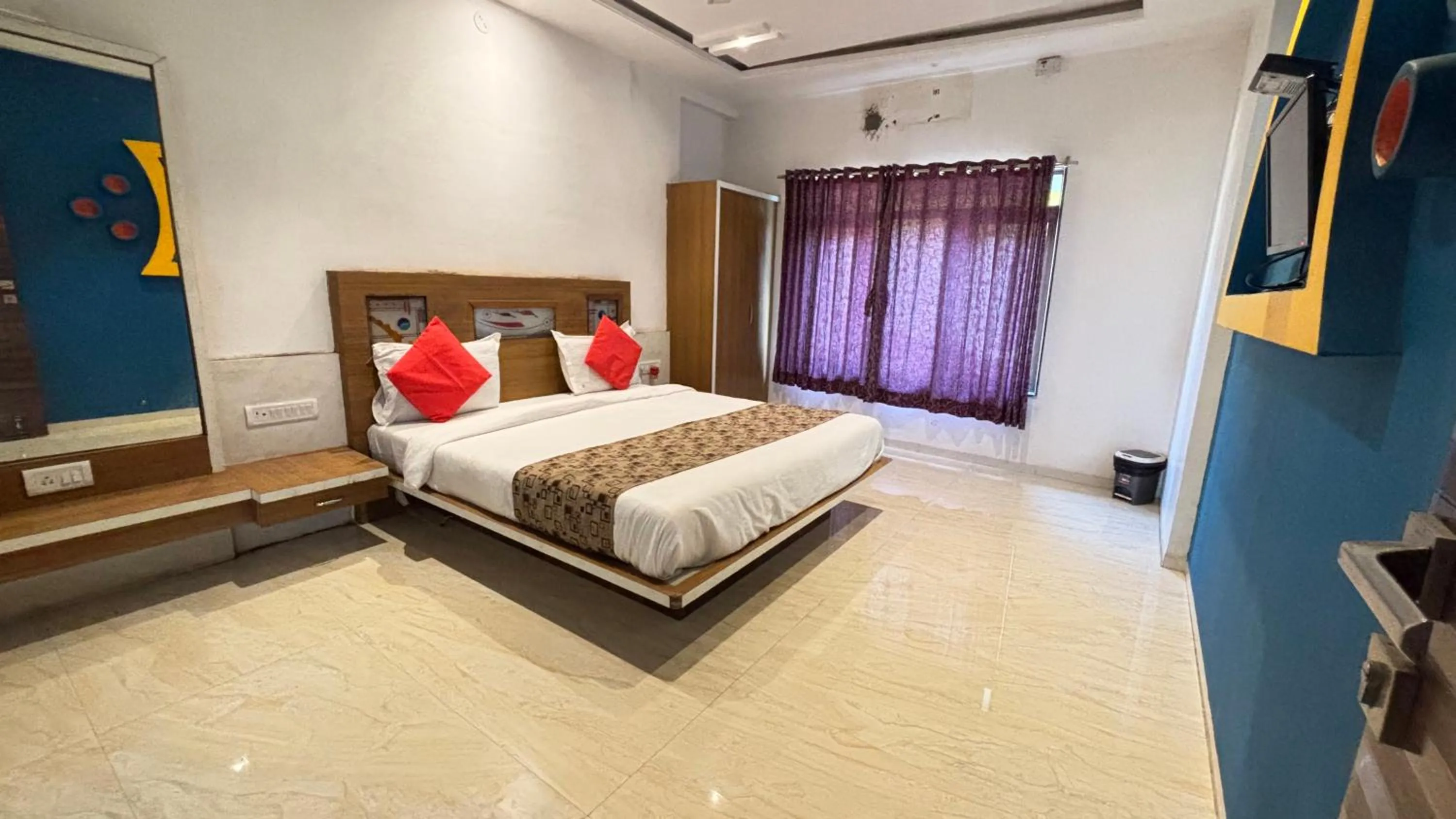 Bed in Veggies Residency