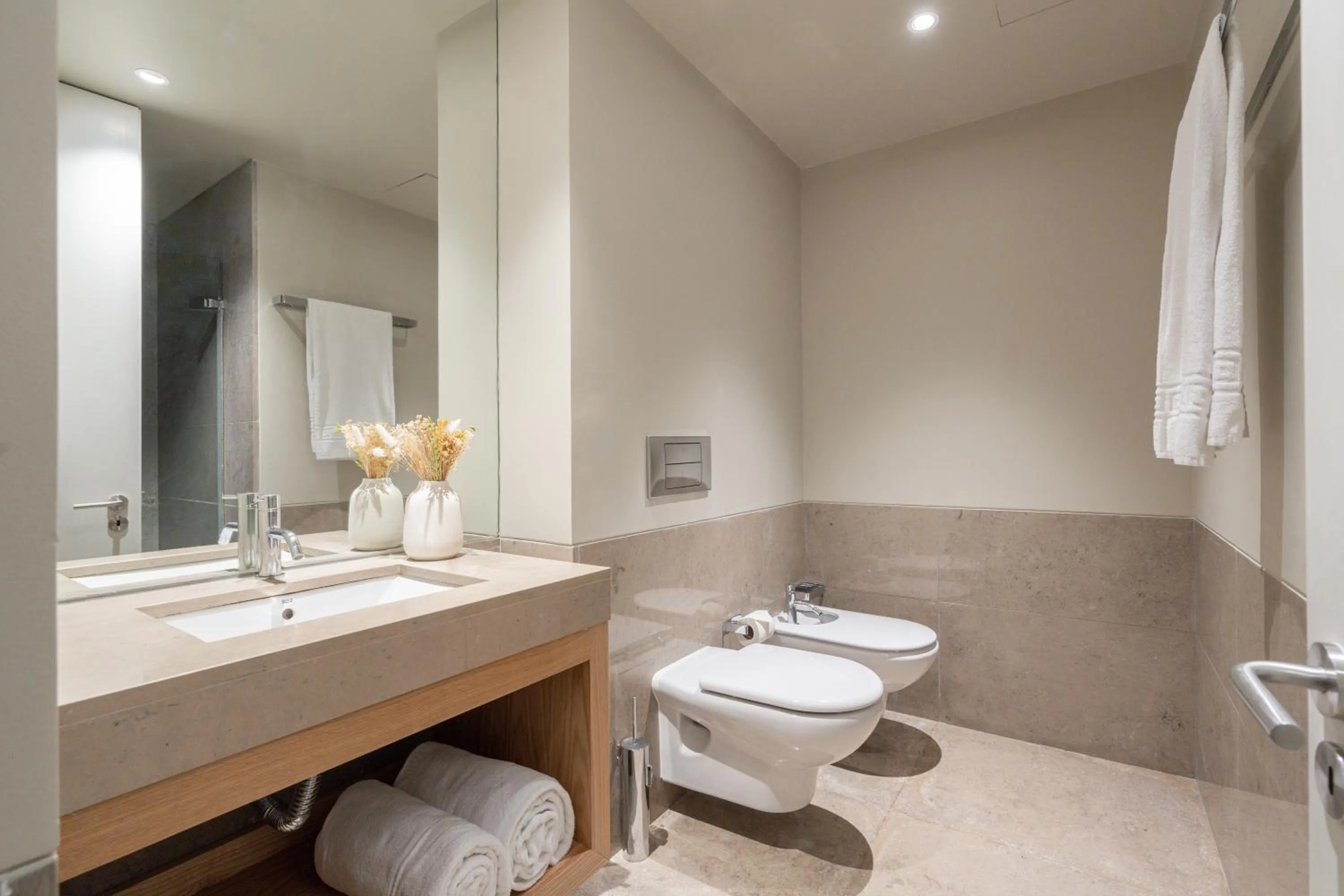 Bathroom in Aqualuz Troia Mar by The Editory