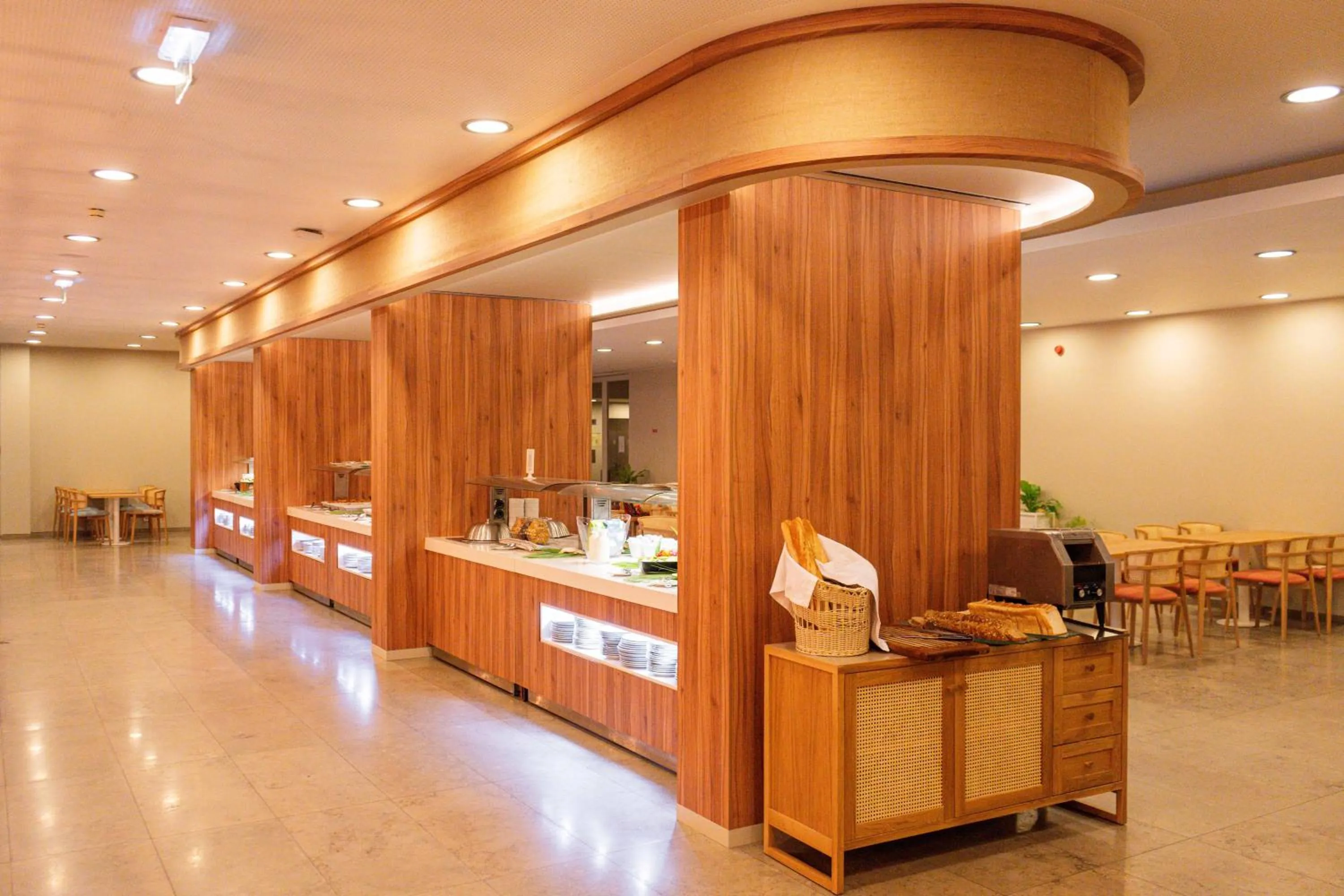 Restaurant/places to eat in Aqualuz Troia Mar by The Editory