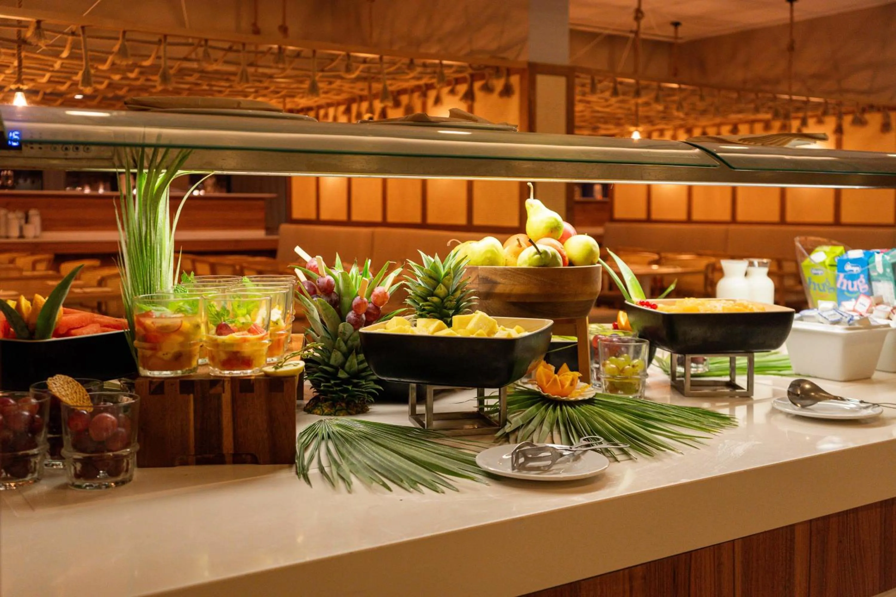 Breakfast in Aqualuz Troia Mar by The Editory