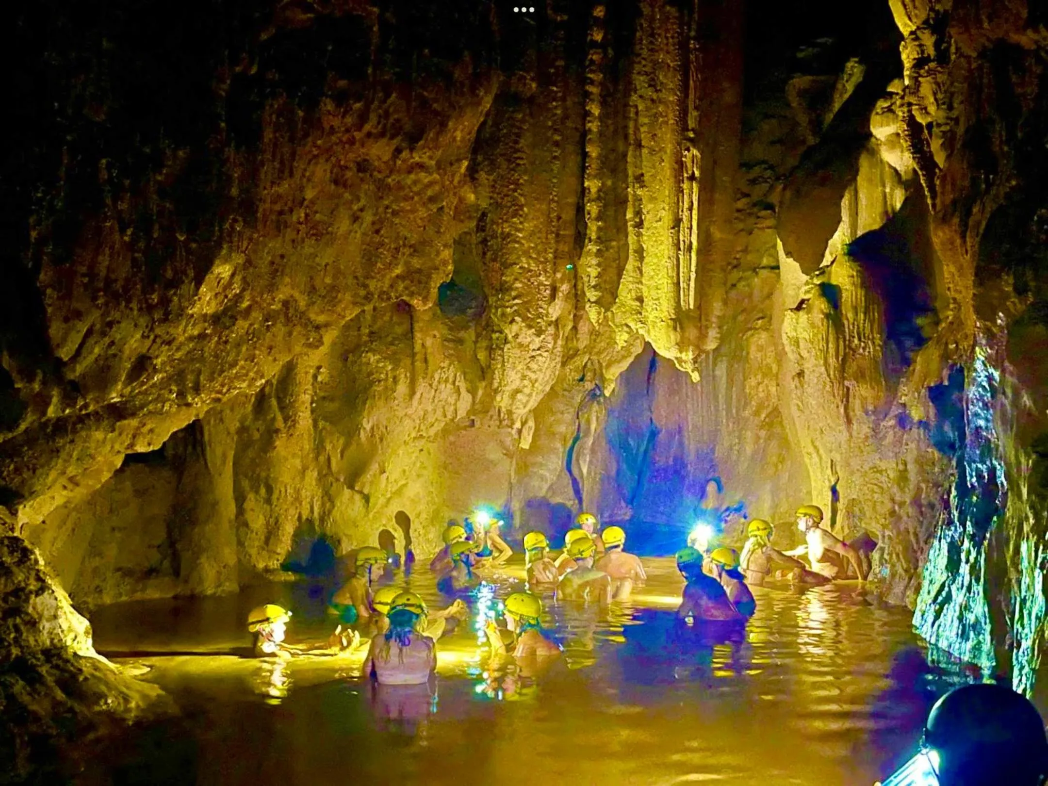 YoLo Pool Bar Villas & Garden Restaurant