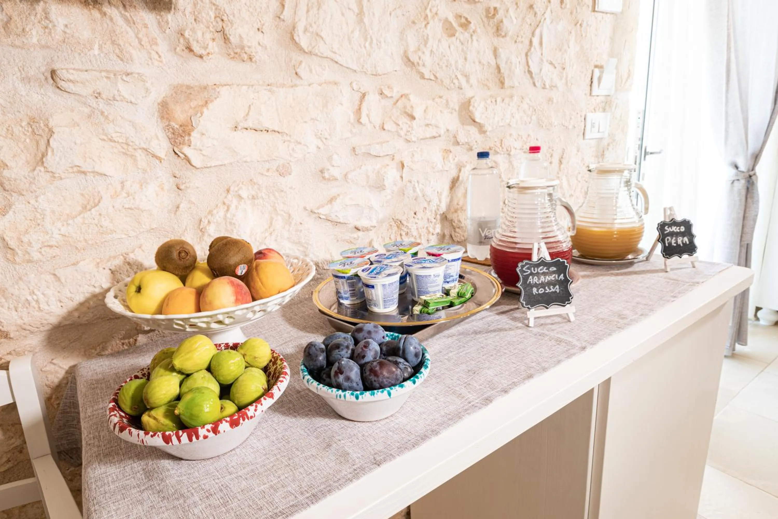 Buffet breakfast in Masseria Abadia Uno