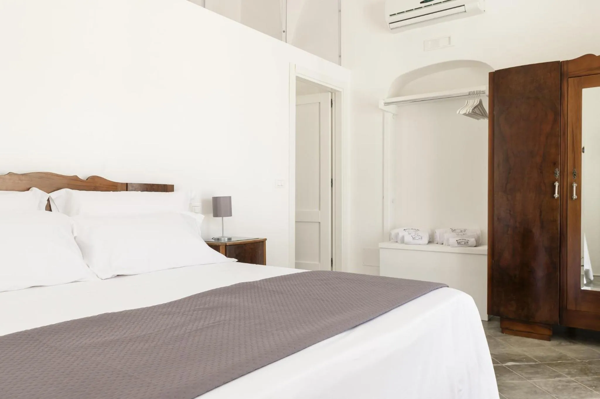 Bed in Masseria Abadia Uno