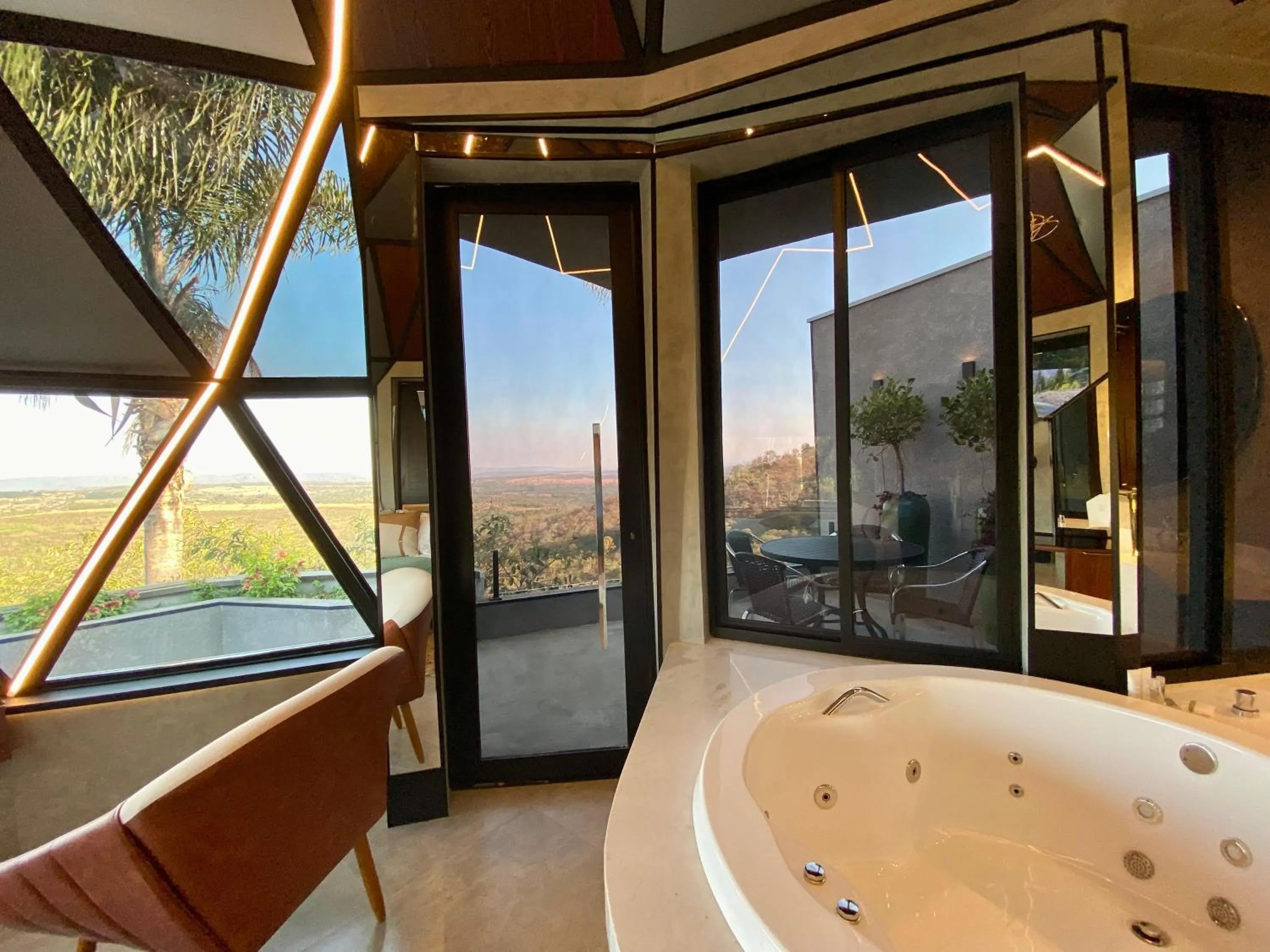 Hot Tub in Mirante Pousada Boutique