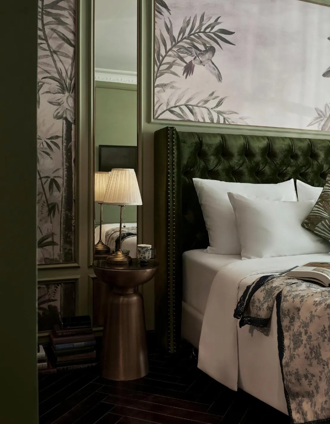 Bed in Signature by M Village Hai Bà Trưng